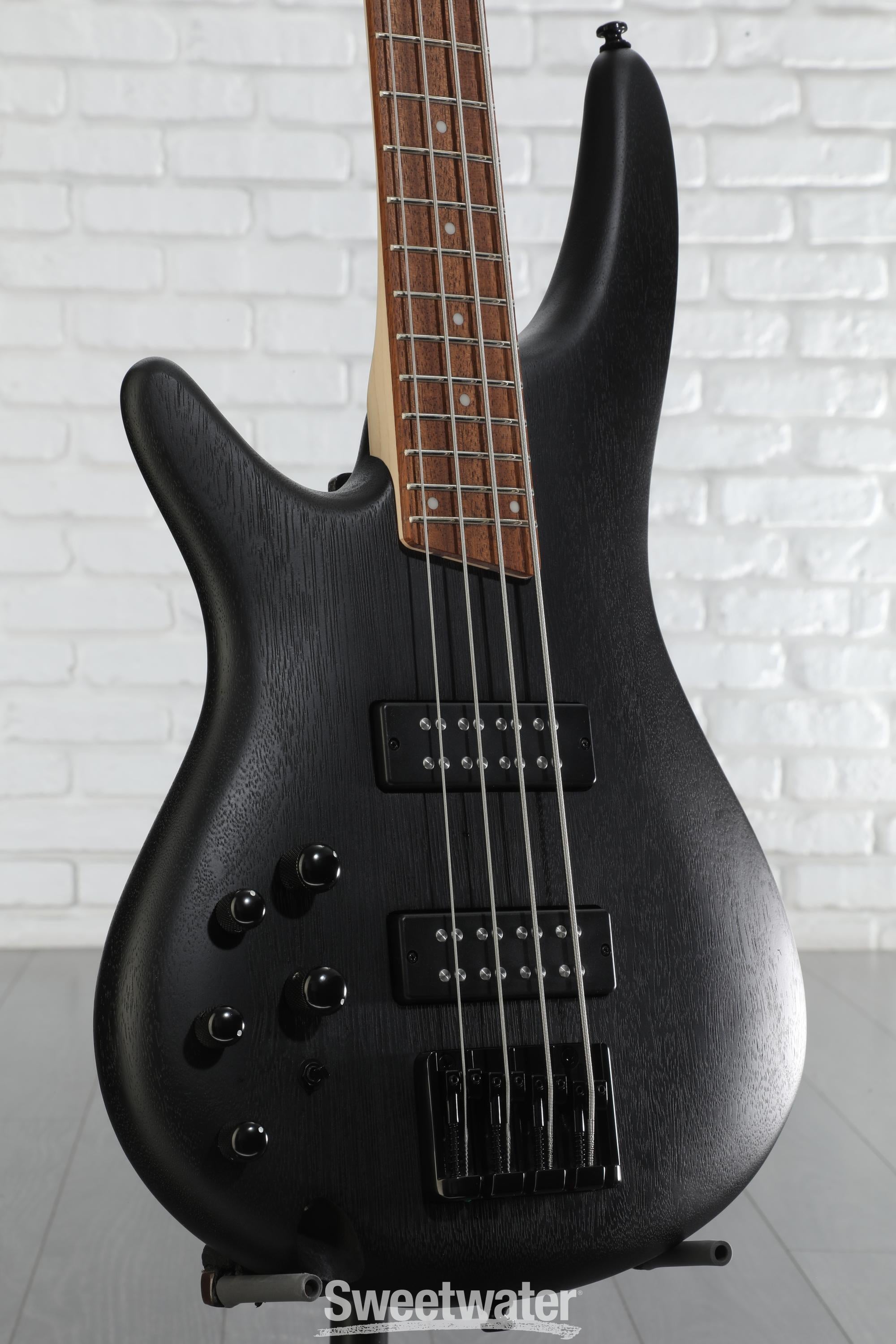 Left-handed Bass Guitars - Sweetwater