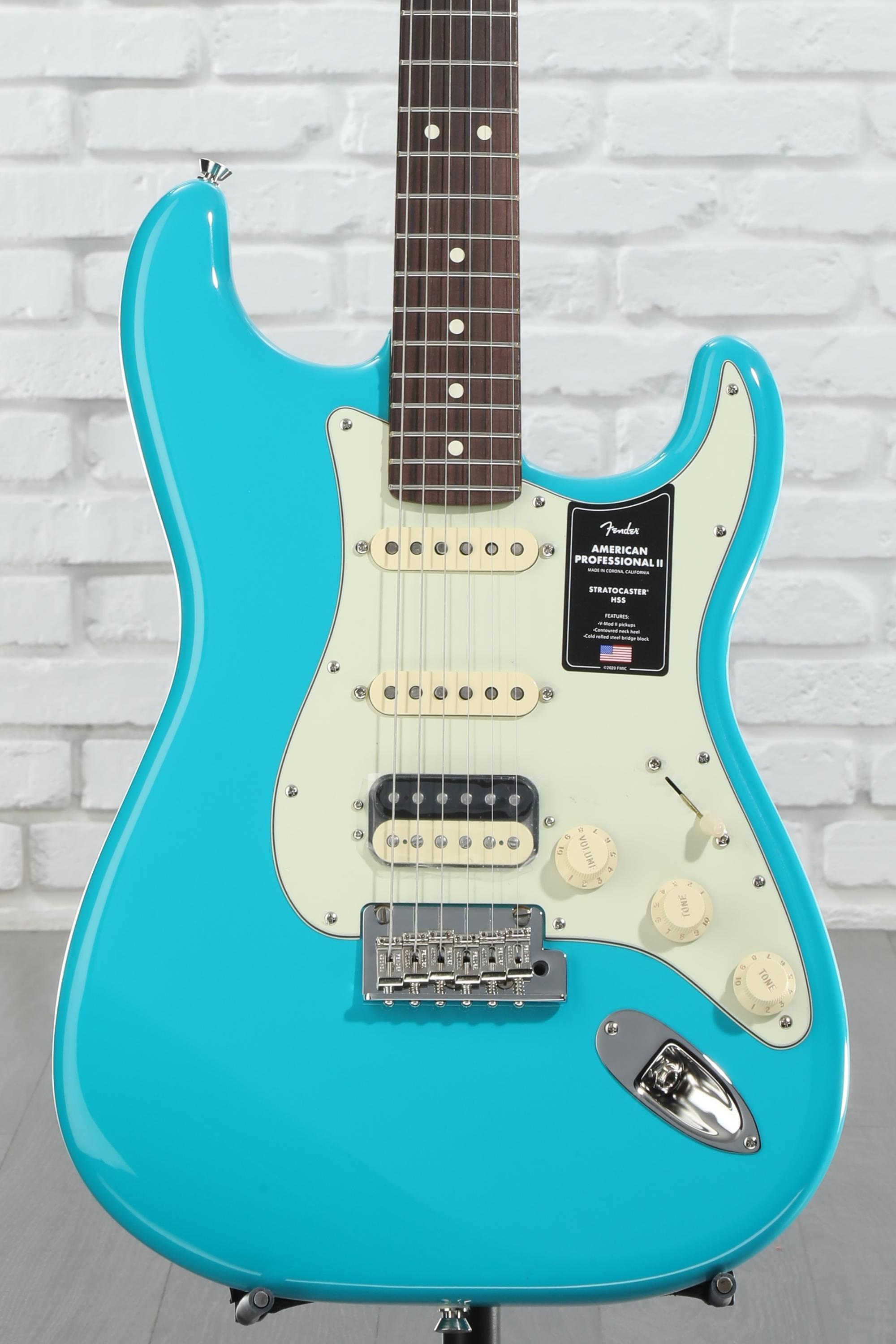 Fender American Professional II Stratocaster HSS - Miami Blue with