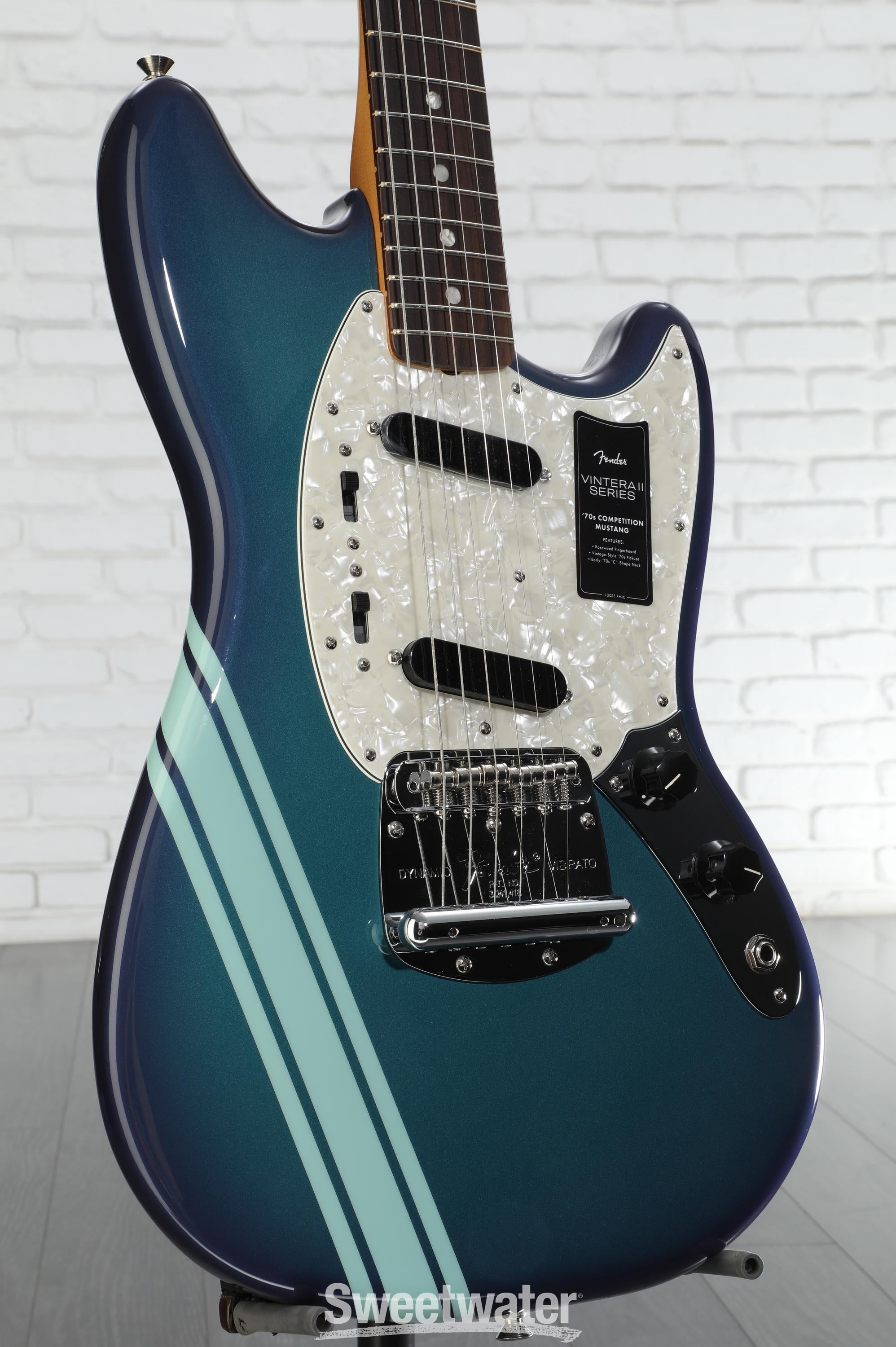 Fender Vintera II '70s Mustang Electric Guitar - Competition