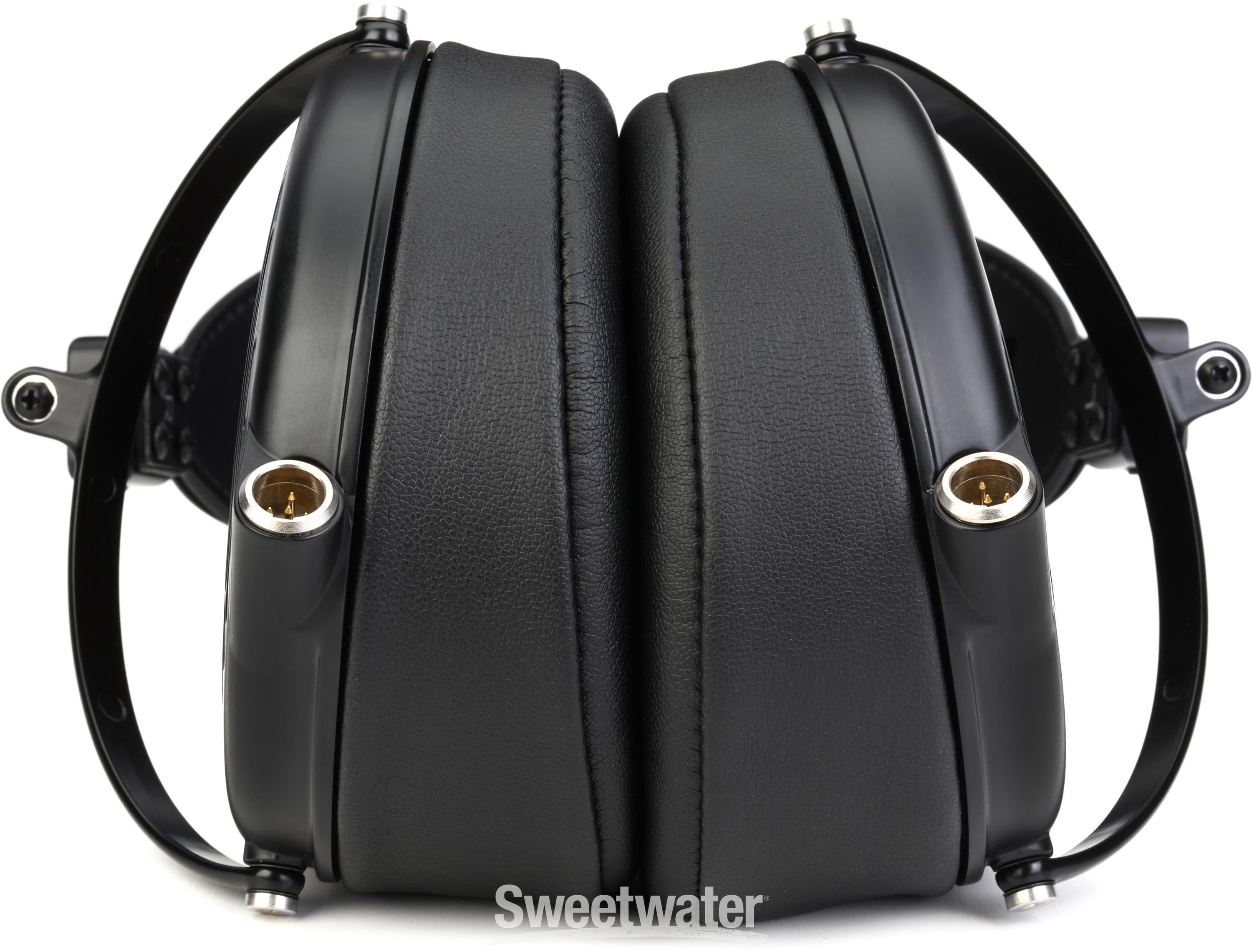Audeze LCD-3 おまけ&専用ケース付き Amazon.com: Audeze LCD-3 Planar Magnetic Over-Ear Headphones