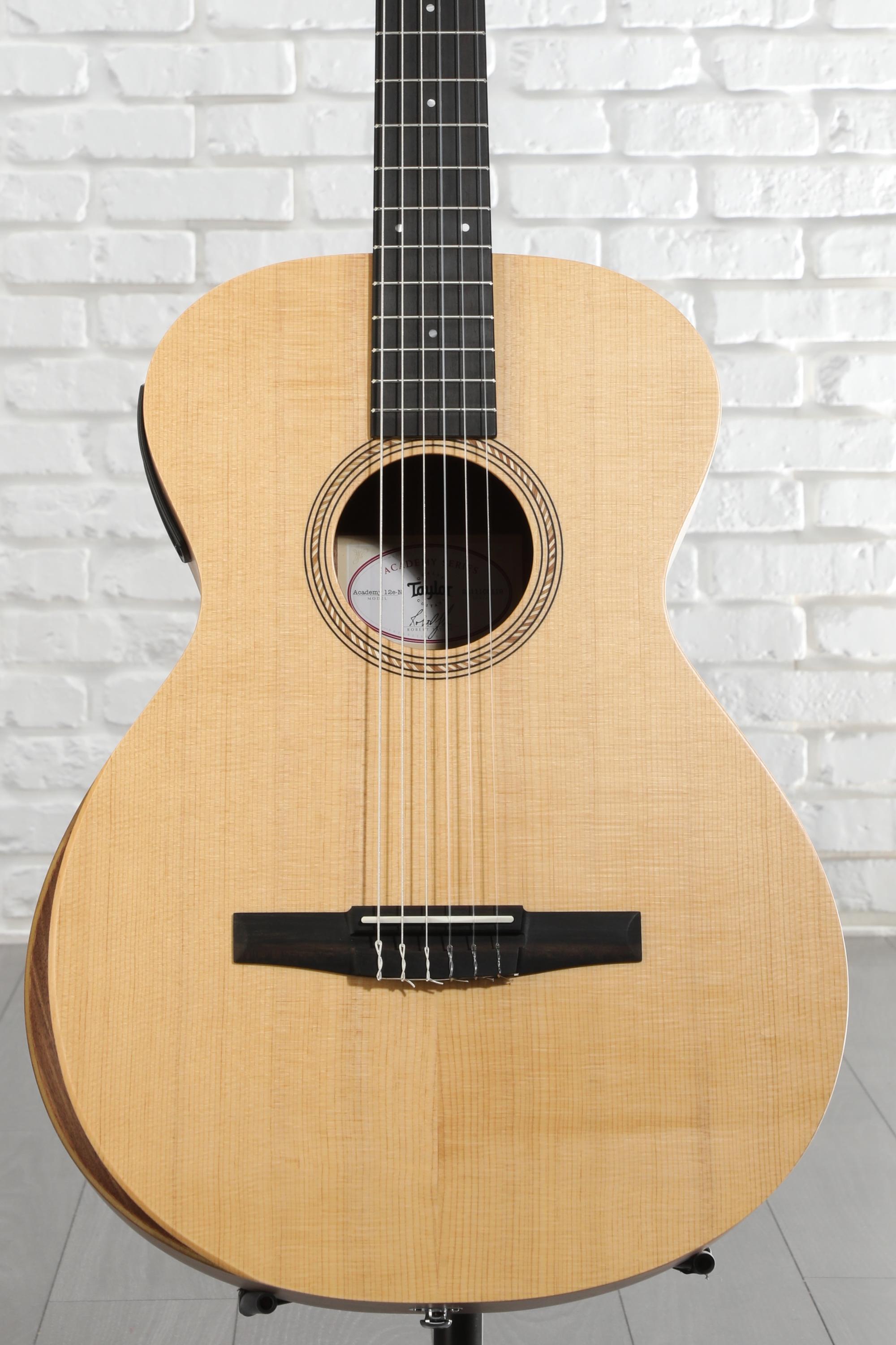 Taylor Academy 12e-N Nylon-string Acoustic-electric Guitar