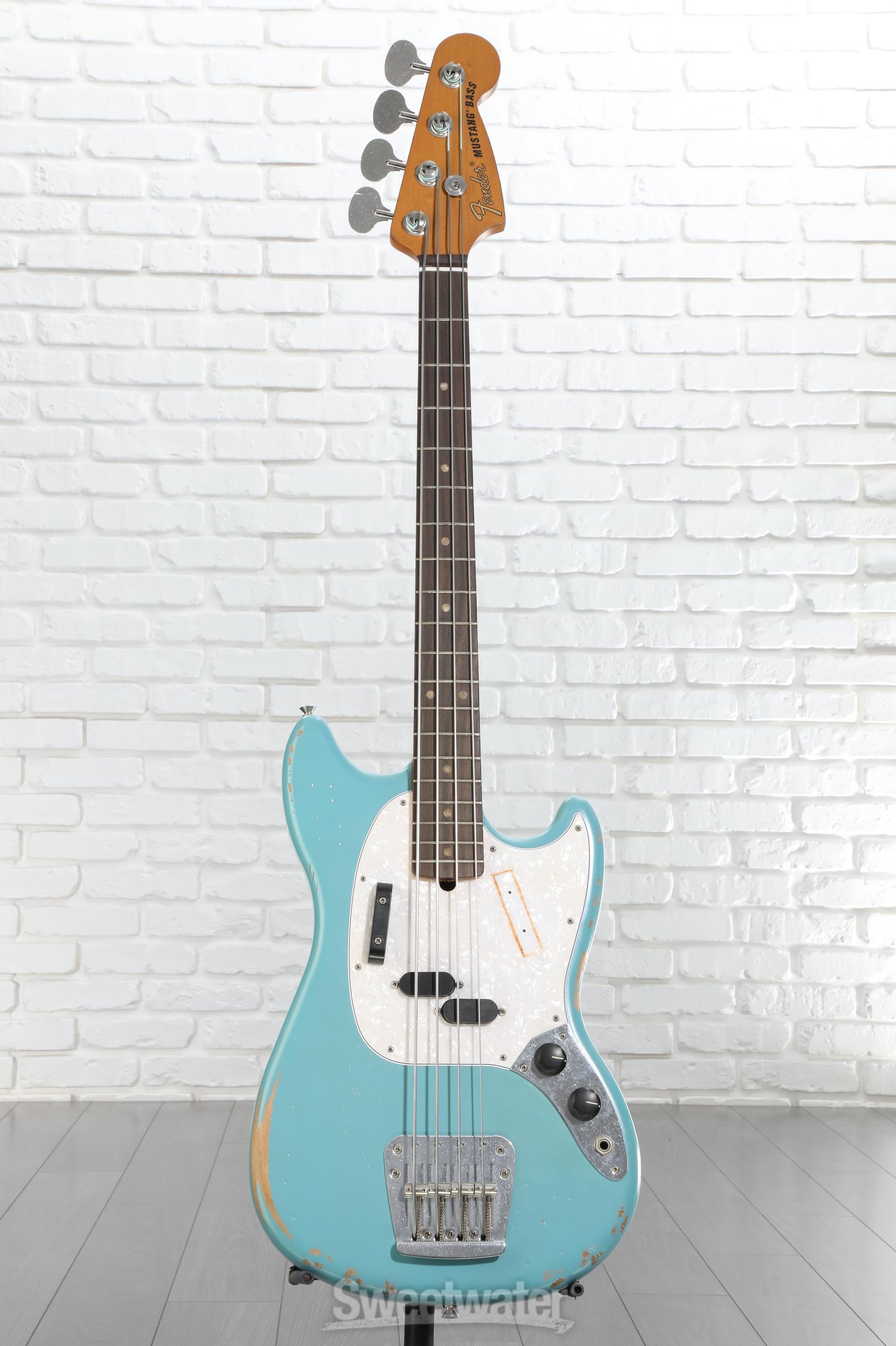 ベース FENDER JMJ Road Worn Mustang Bass Amazon.com: Fender JMJ Road Worn Mustang Bass, Black, Maple