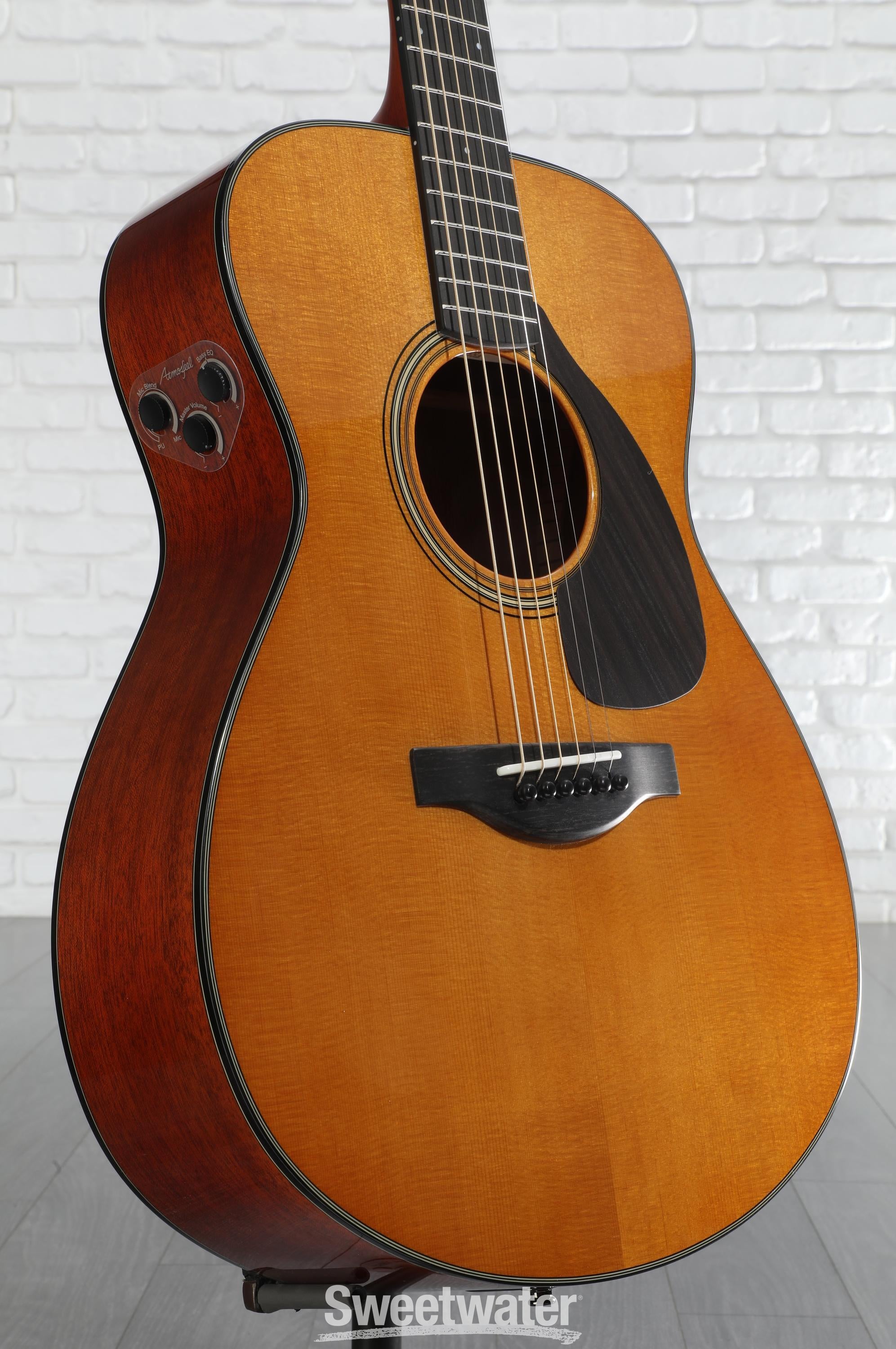 Yamaha FSX5 Red Label Acoustic-electric Guitar - Natural