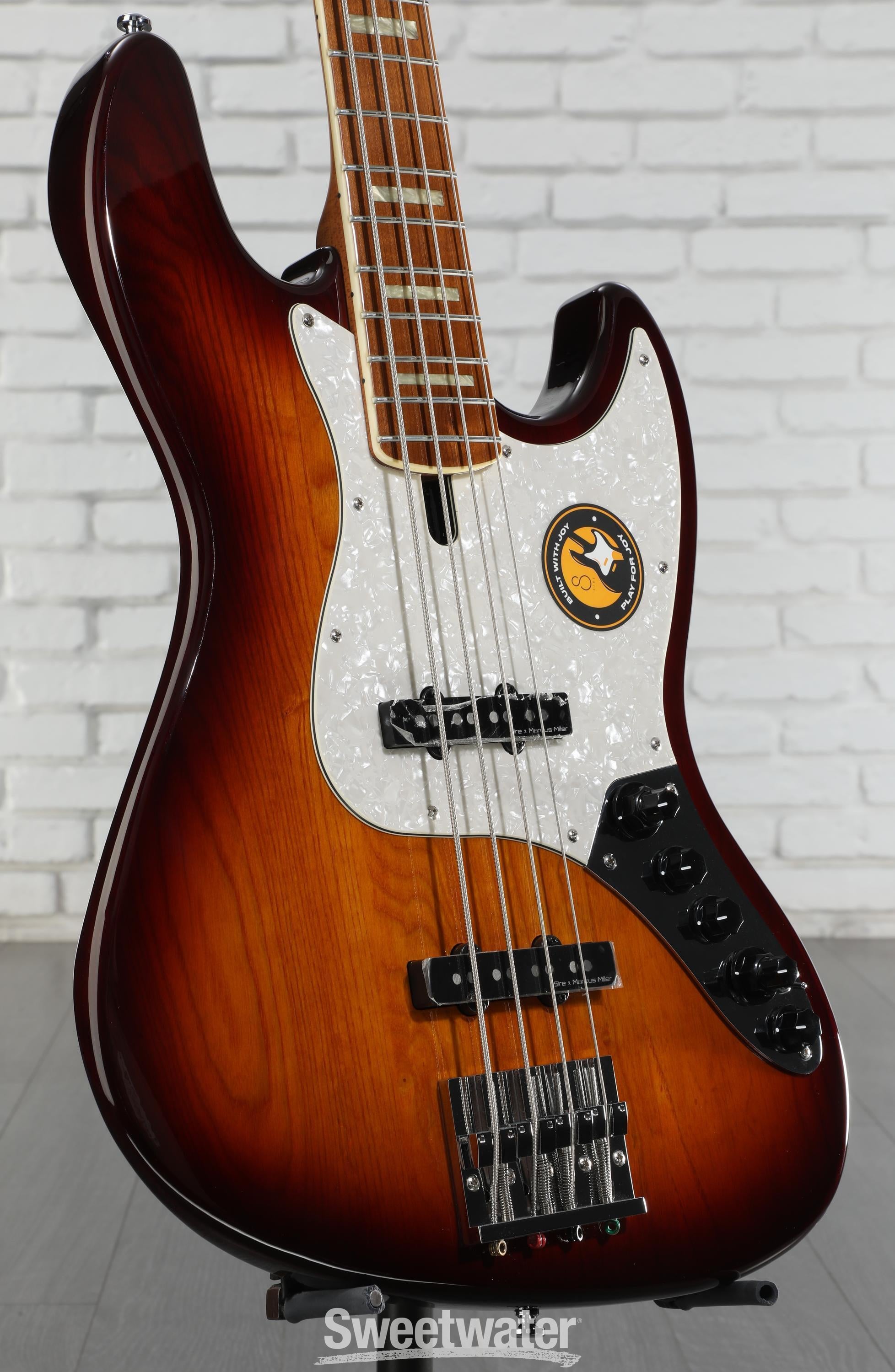 Sire ( サイアー ) V8 4st Tabacco Sunburst Sire Marcus Miller V8 4-string Bass Guitar - Tobacco Sunburst