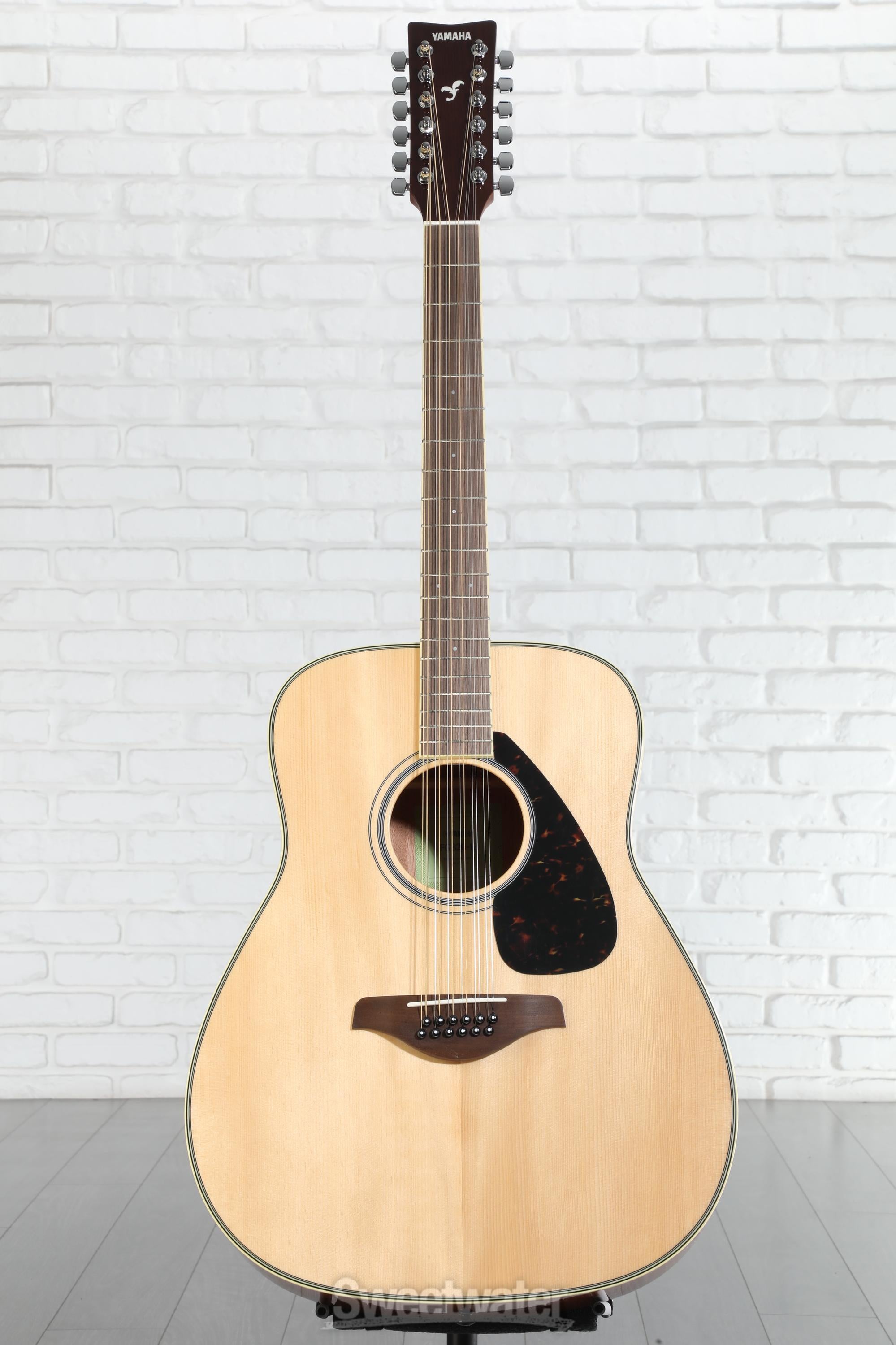 Yamaha FG820-12 12-string Acoustic Guitar - Natural Reviews