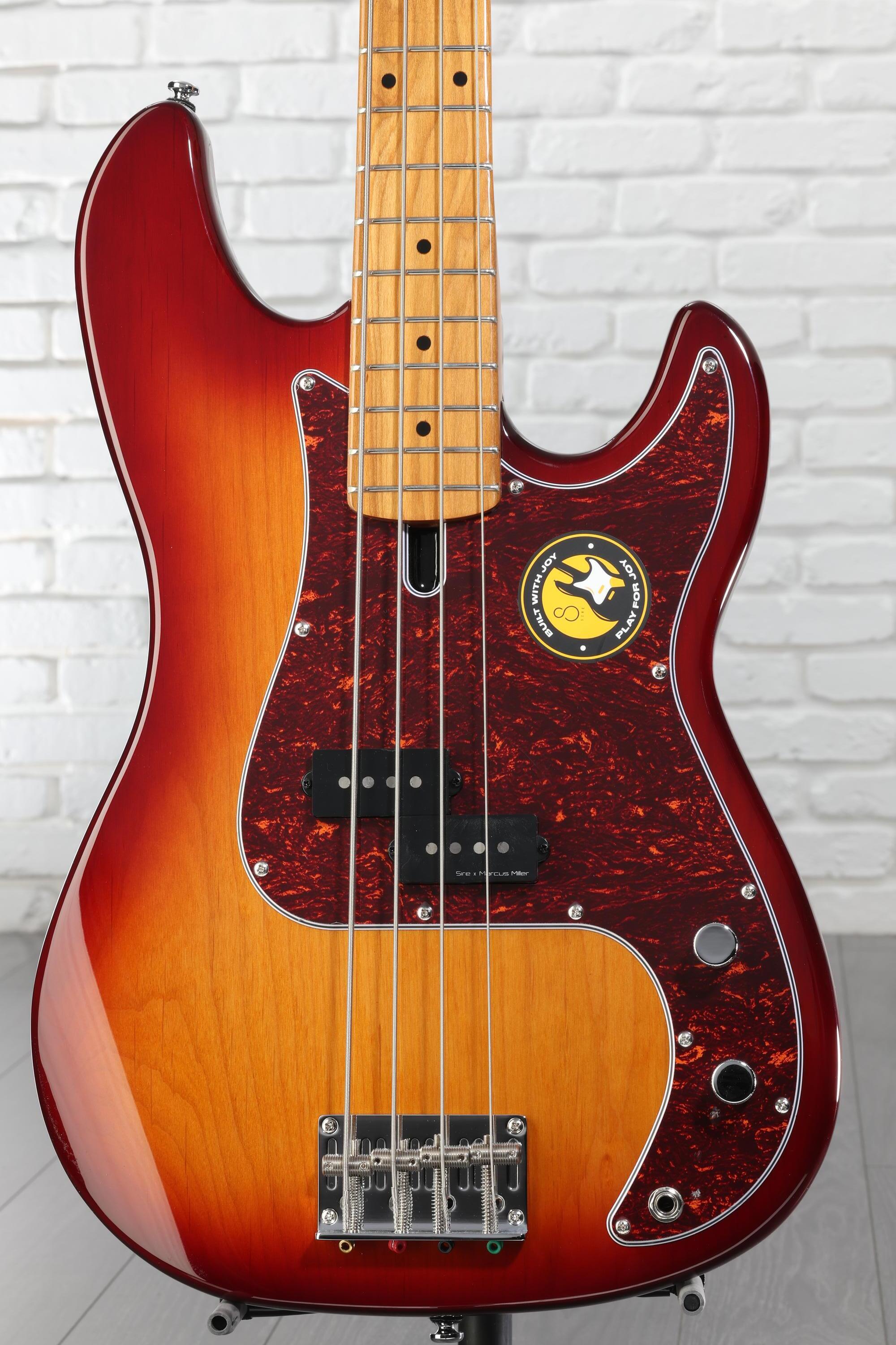 ベース sire P5 Sire Marcus Miller P5 5-String