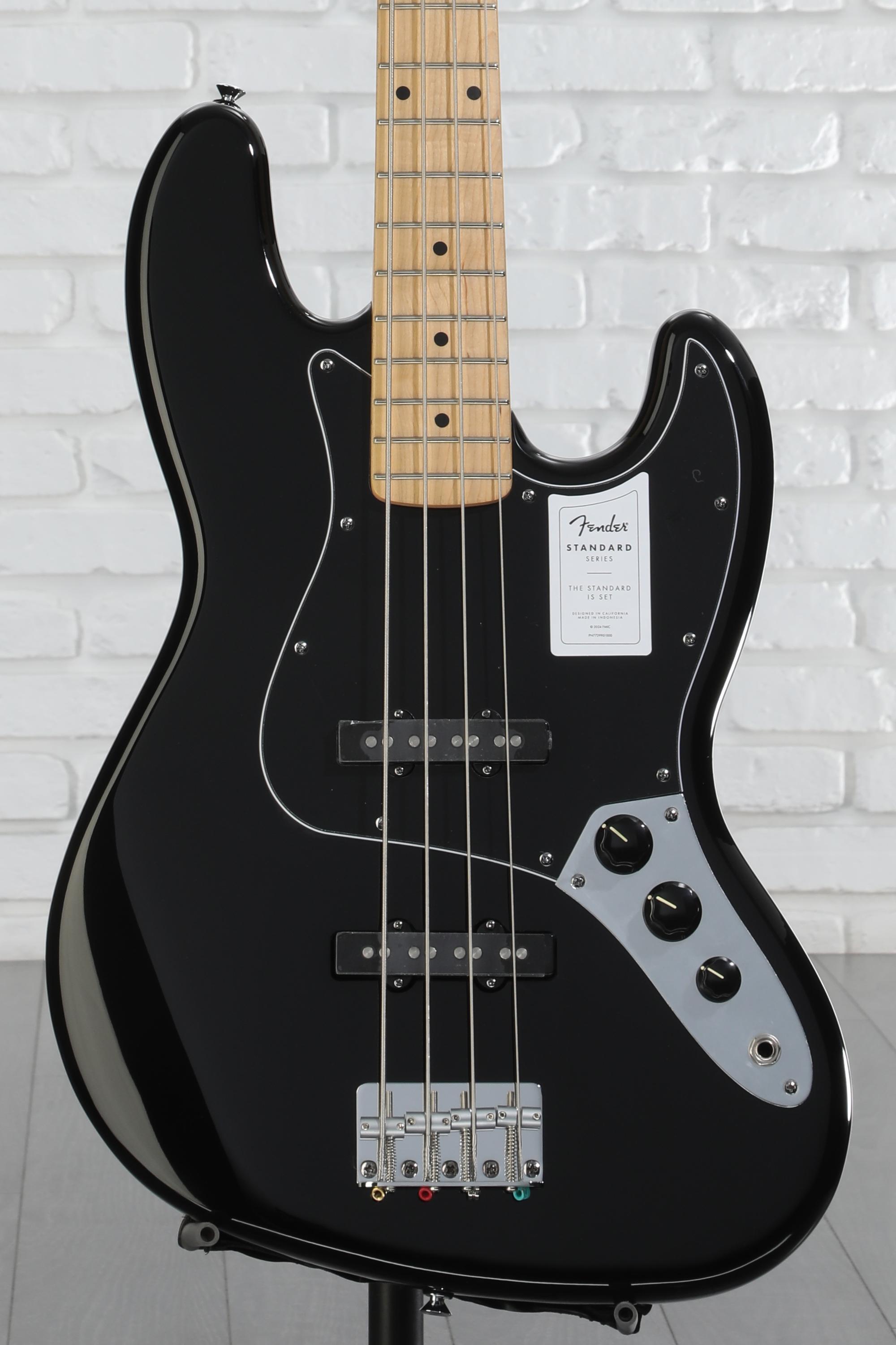 Fender Standard Jazz Bass - Black, Maple Fingerboard