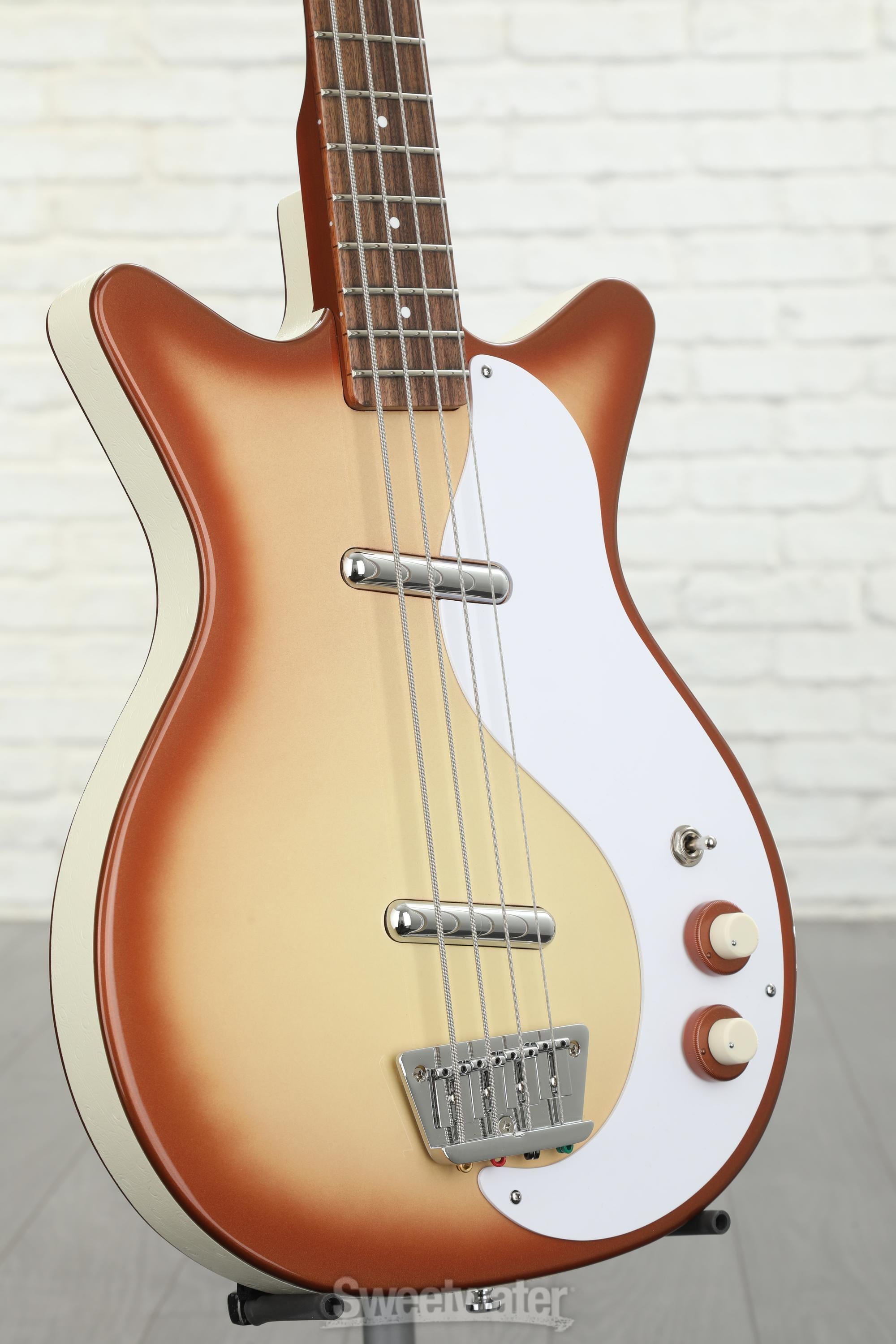 Danelectro on sale dc59 bass