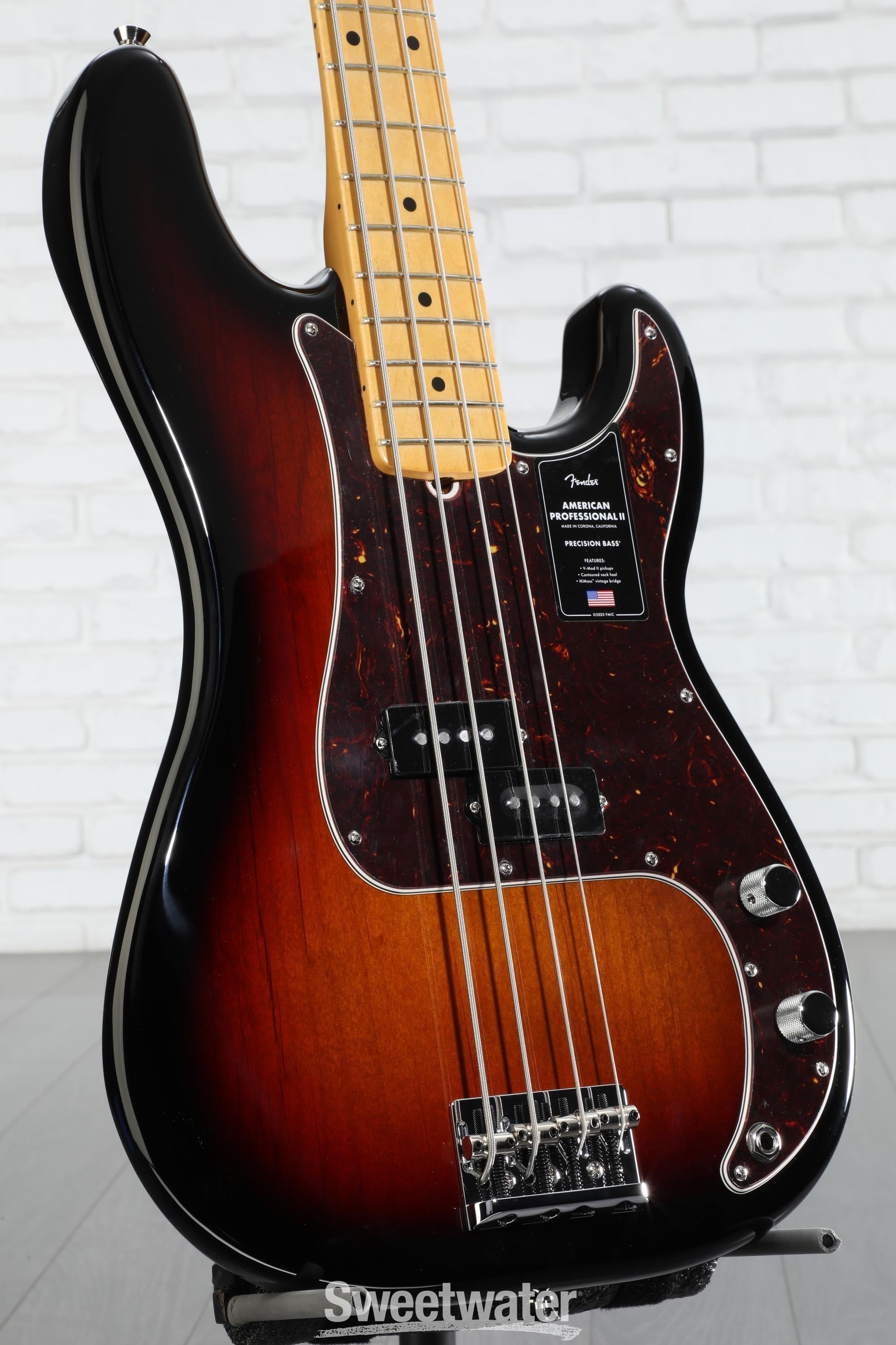 Fender American Professional II Precision Bass - 3 Color Sunburst