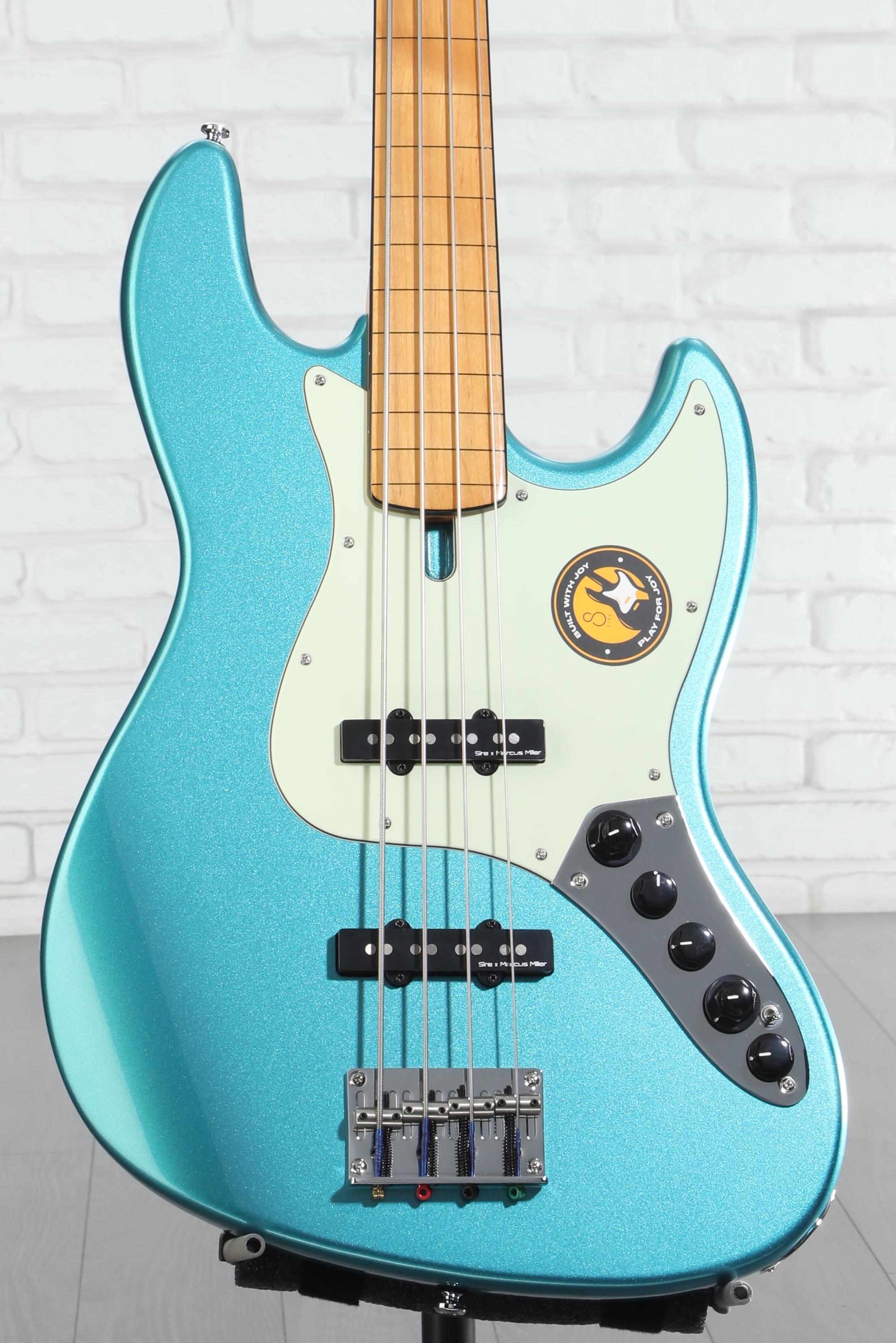 Sire Marcus Miller V7 2nd Generation Alder 4-string Fretless