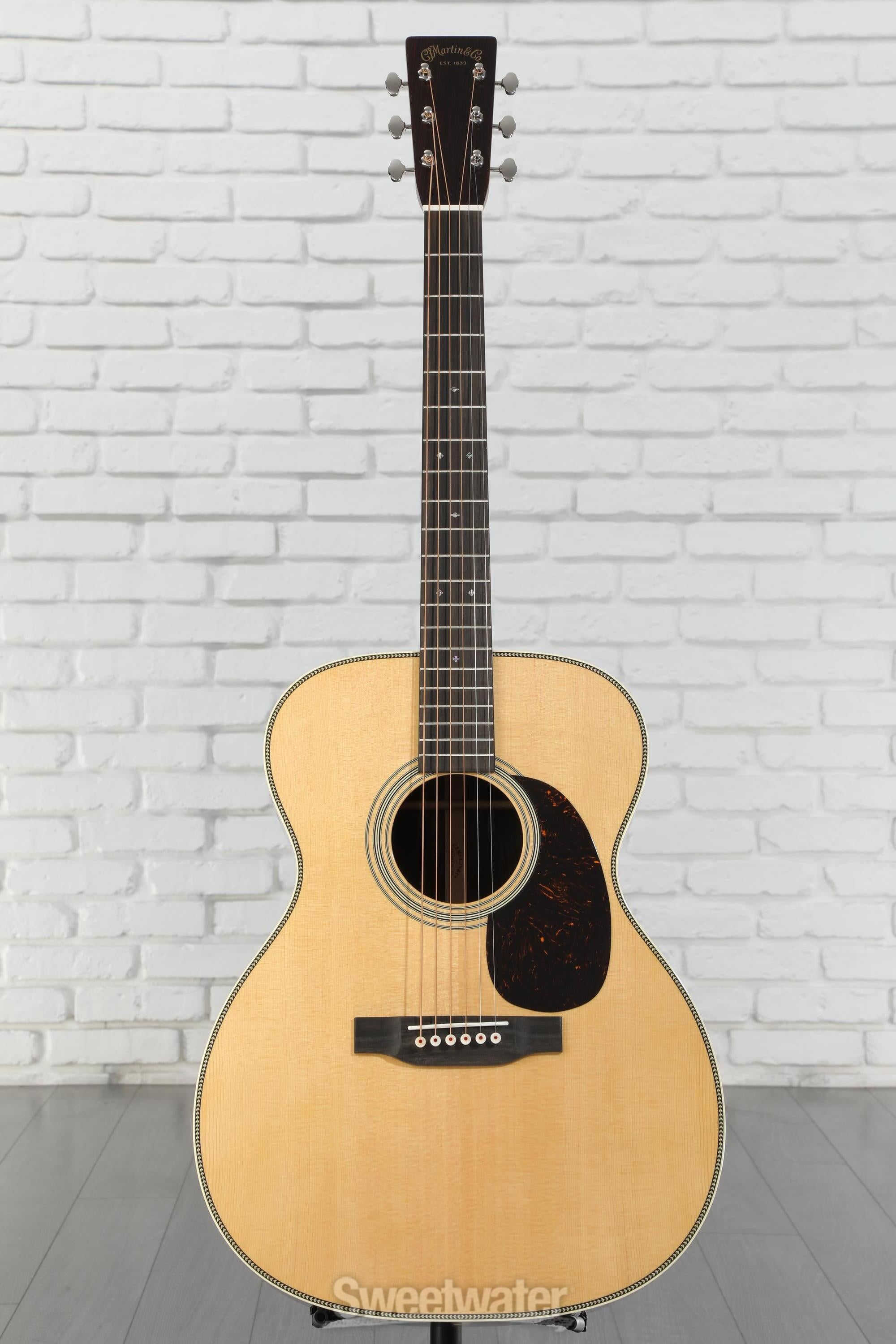 Martin 000-28 Standard Series Acoustic Guitar - Natural