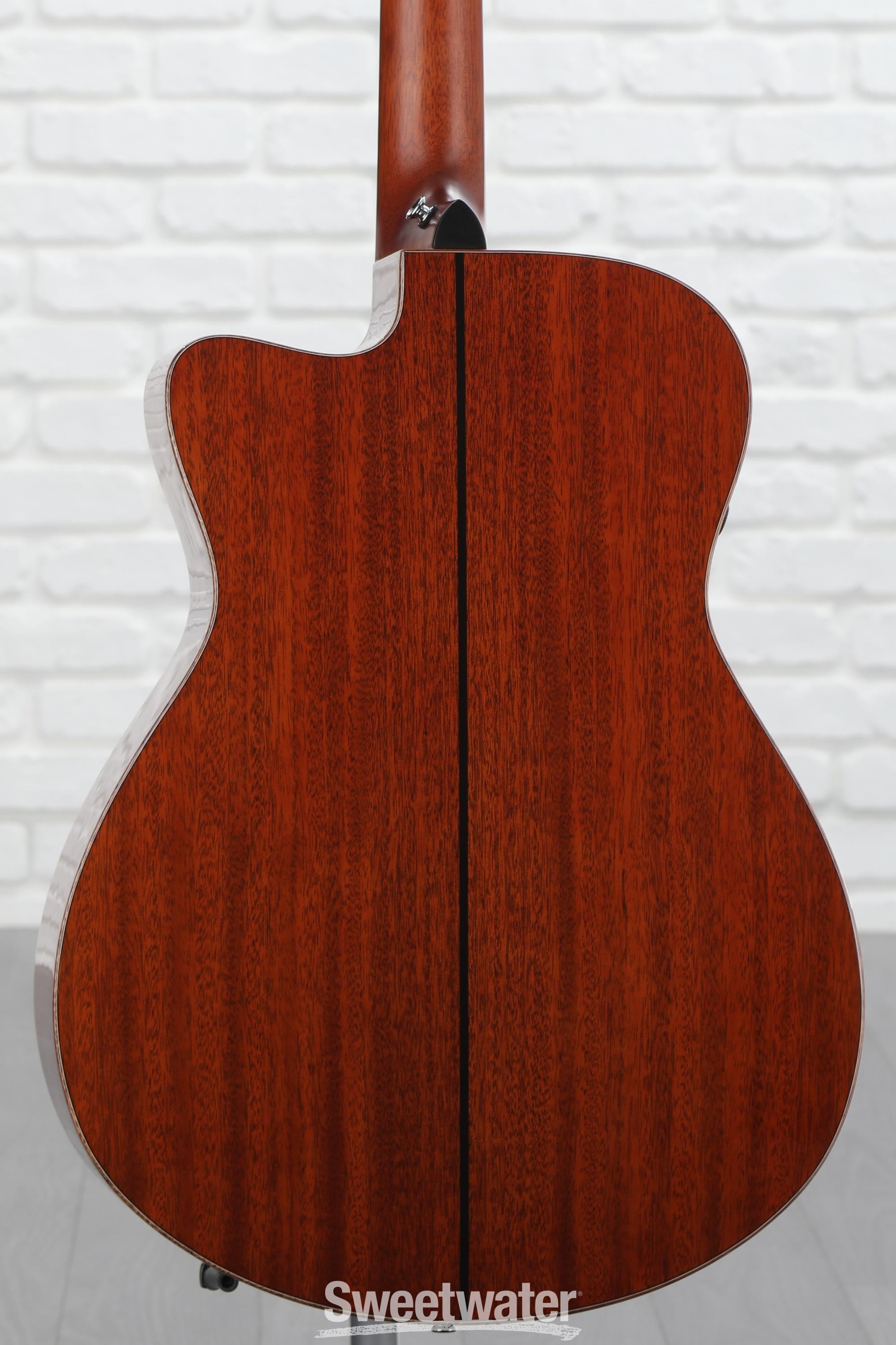 Yamaha AC3M ARE Concert Cutaway Acoustic-electric Guitar - Vintage