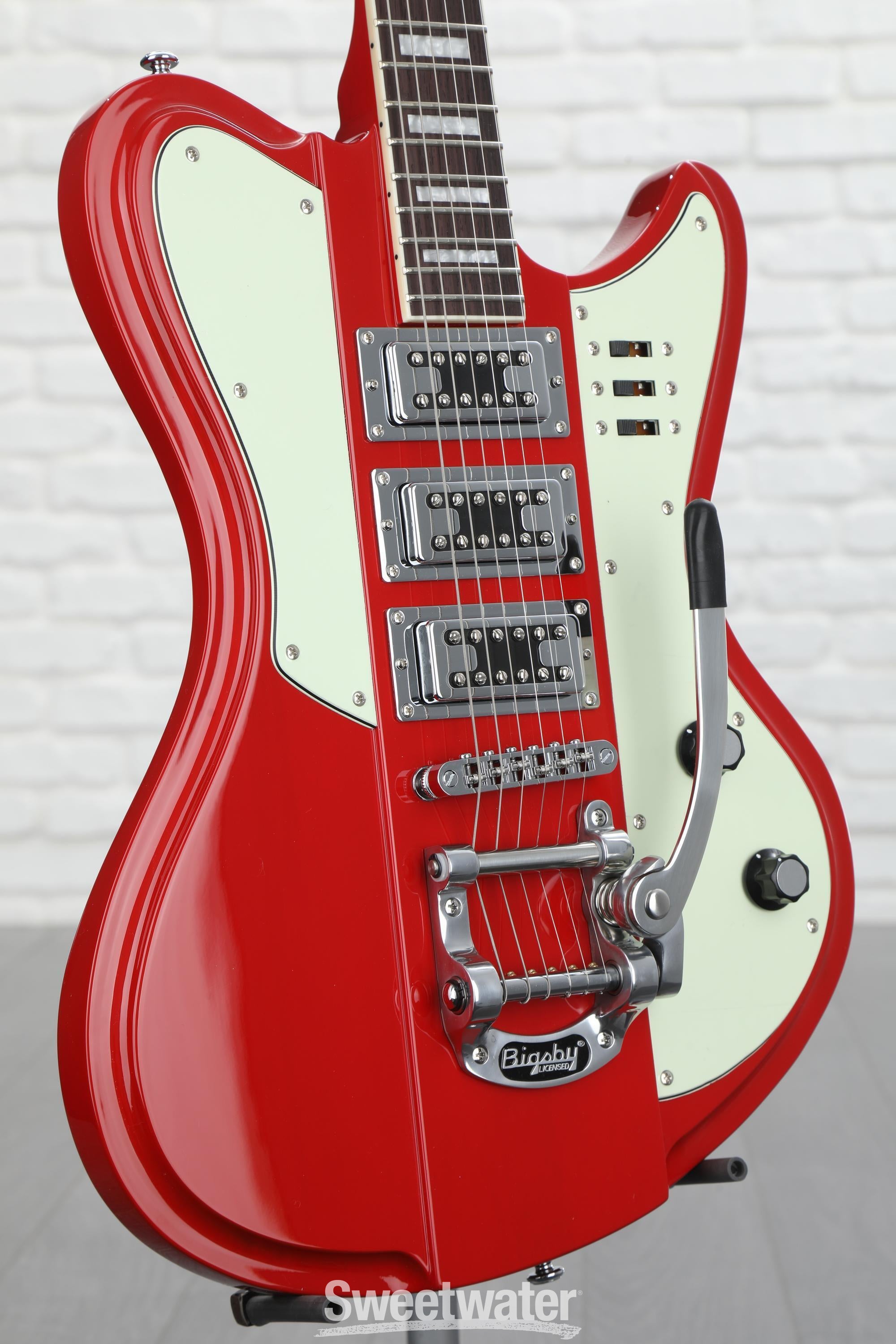 Schecter Ultra III - Vintage Red | Sweetwater