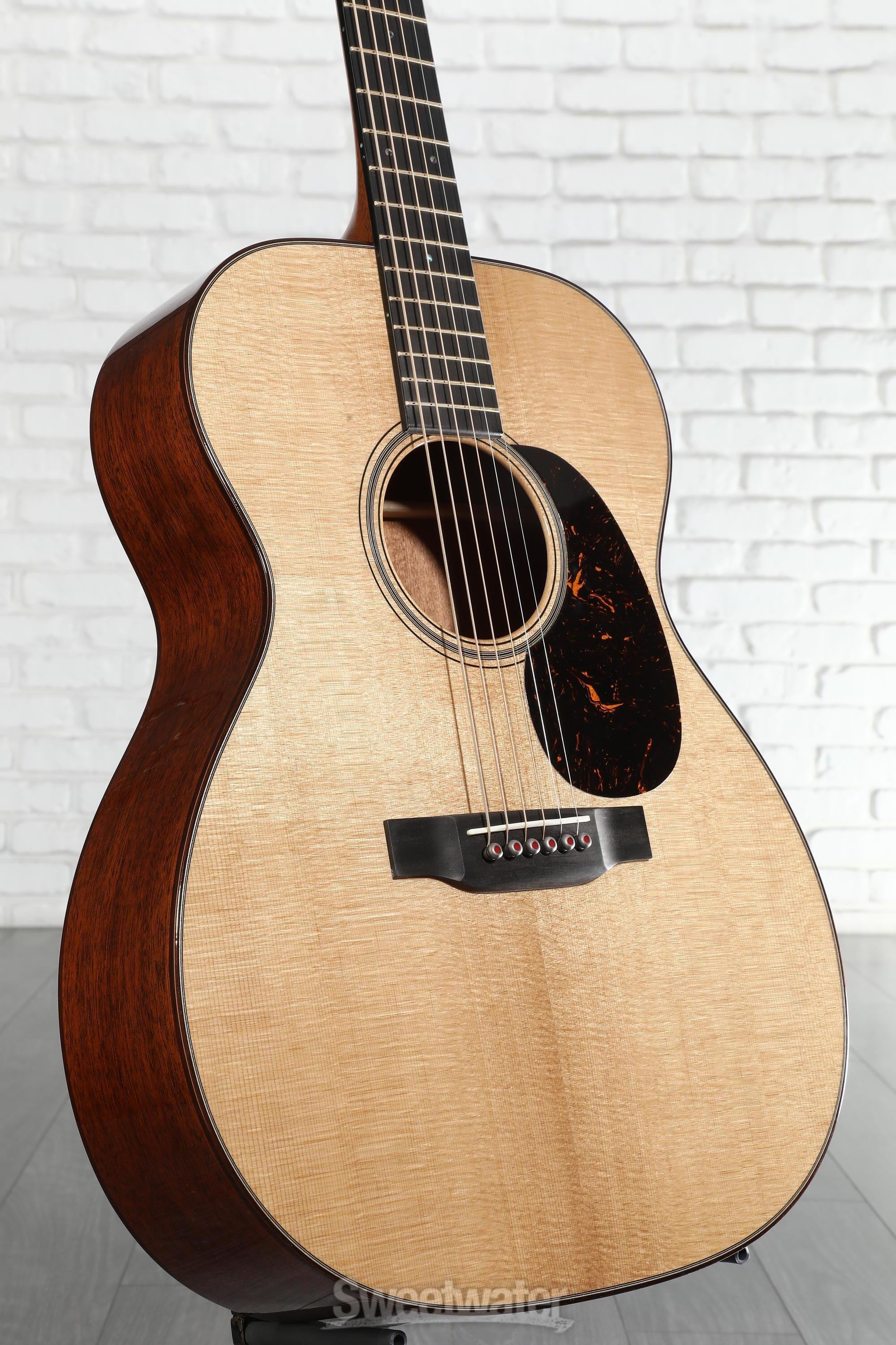 Martin 000-18 Modern Deluxe Acoustic Guitar - Natural | Sweetwater
