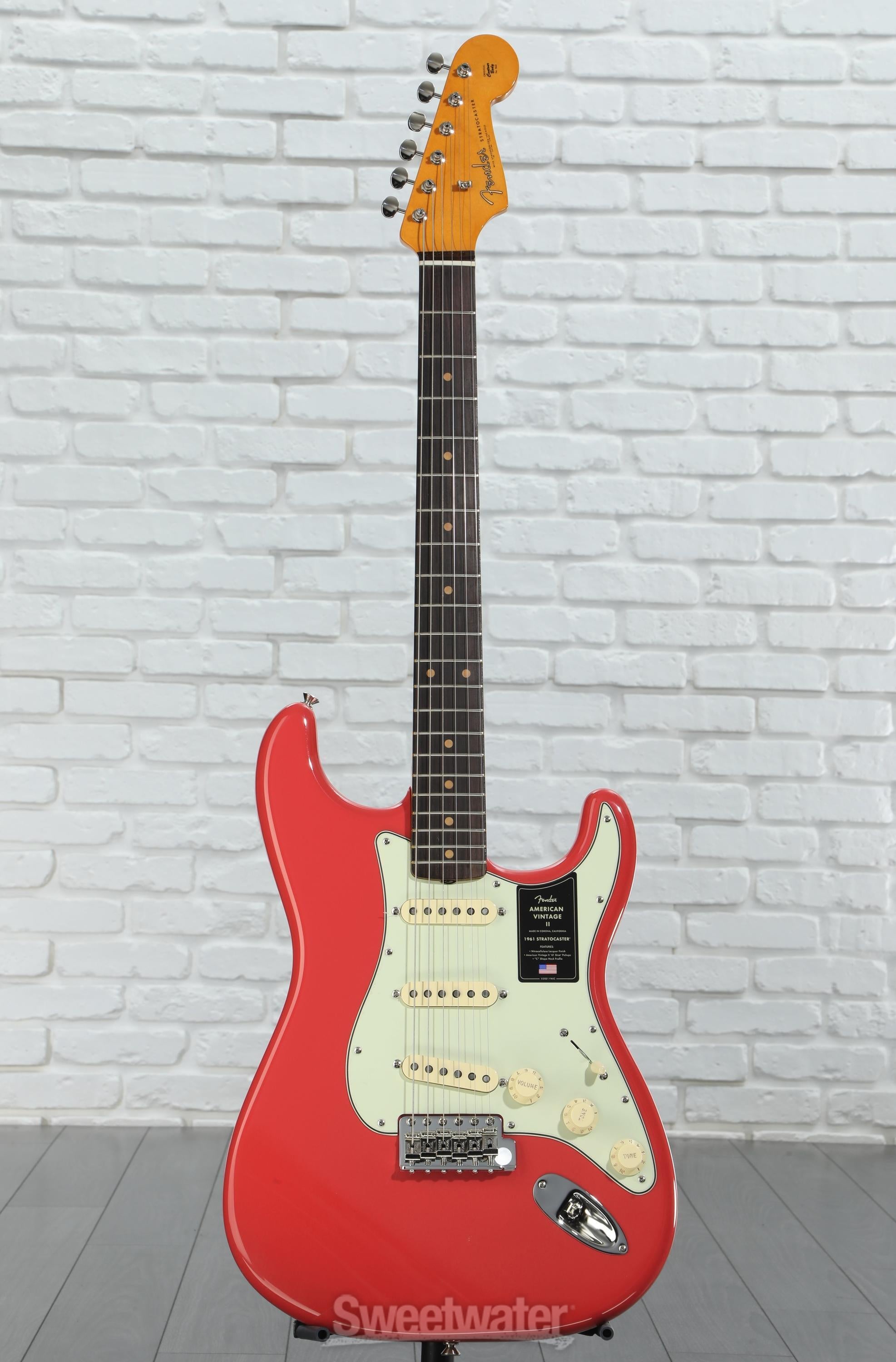 American Vintage II 1965 Stratocaster® – Fender