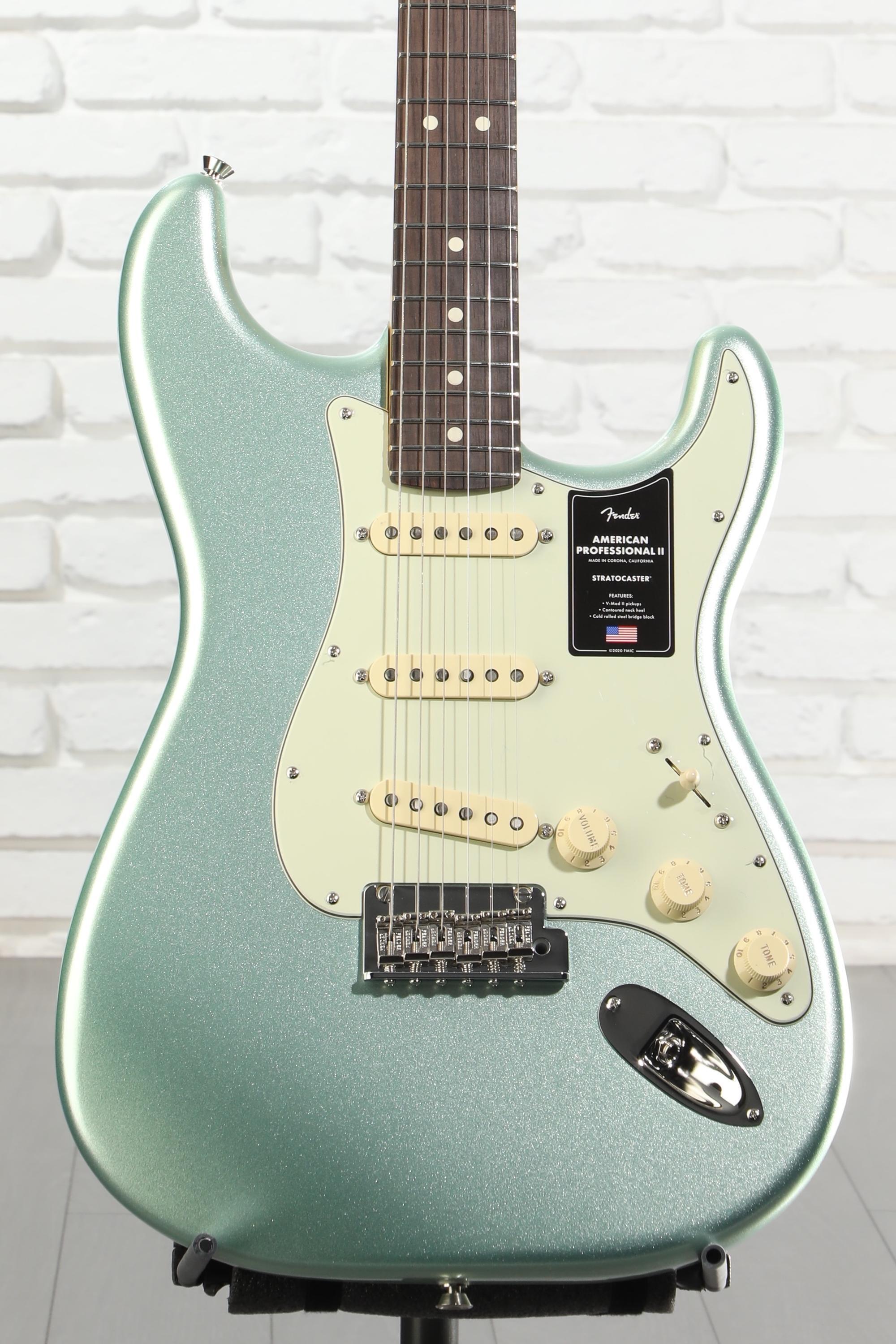 Fender American Professional II Stratocaster - Mystic Surf Green