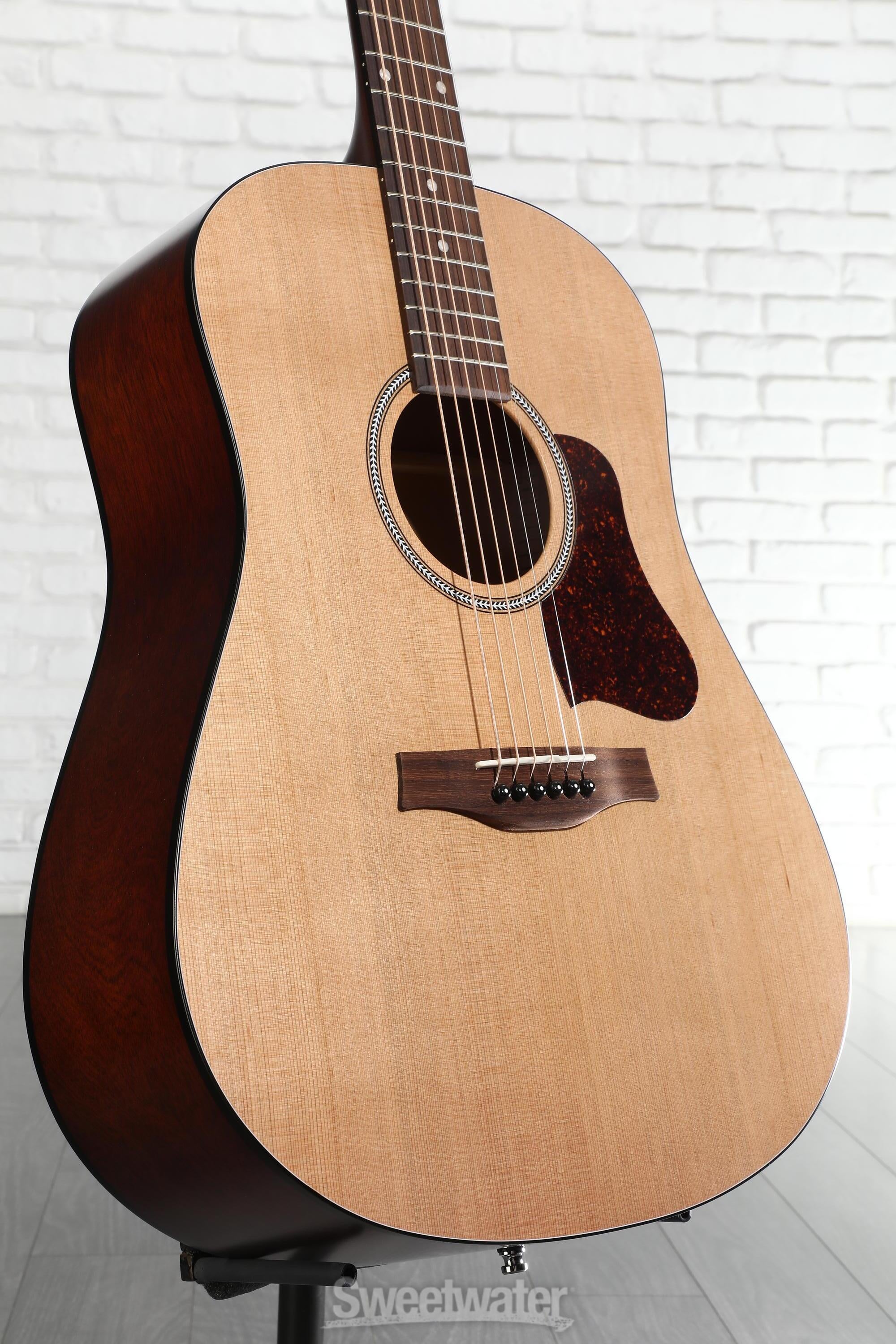 Seagull Guitars S6 Cedar Original Acoustic Guitar - Natural