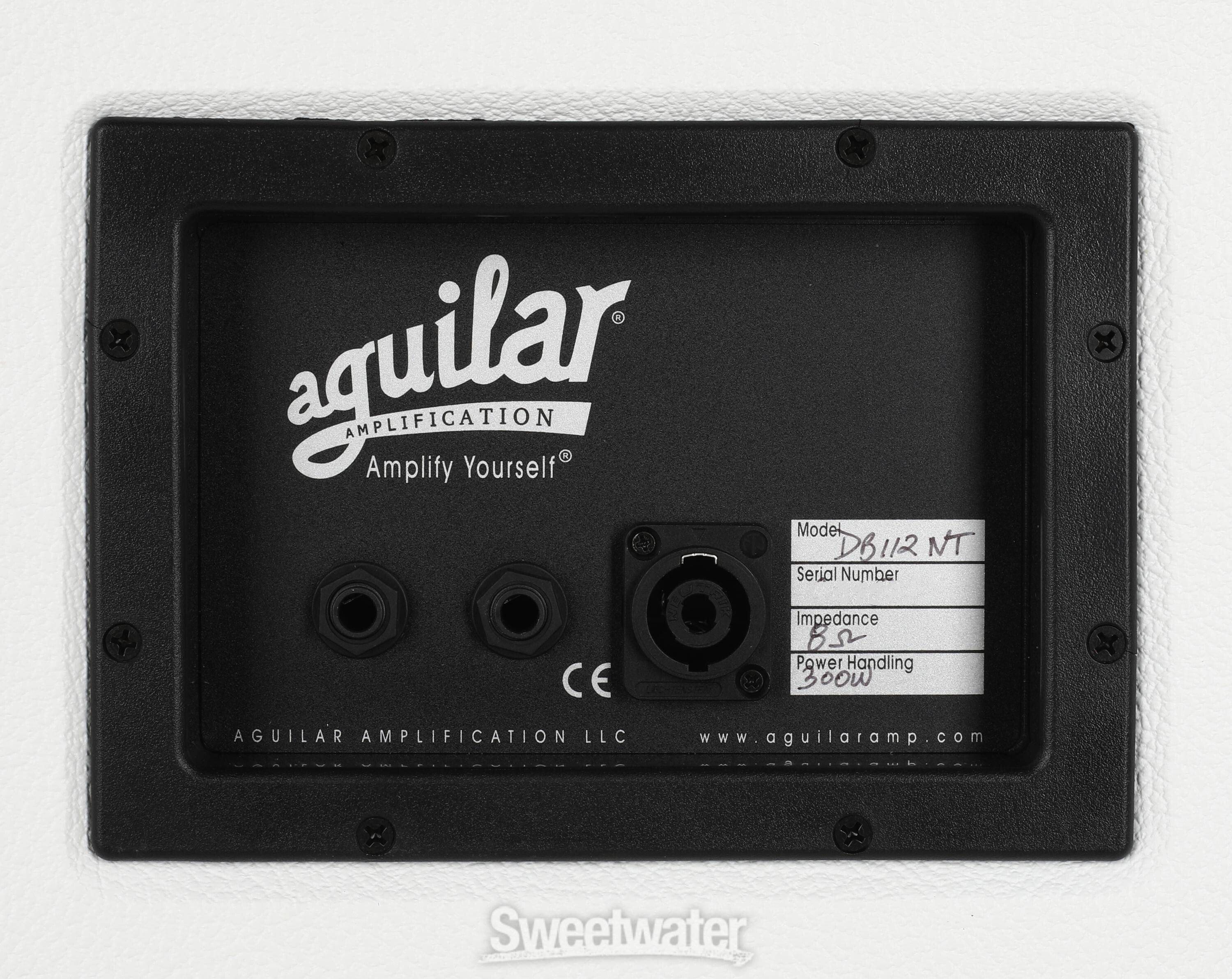 Aguilar DB 112NT - 1 x 12-inch 300-watt 8-ohm Bass Cabinet, White