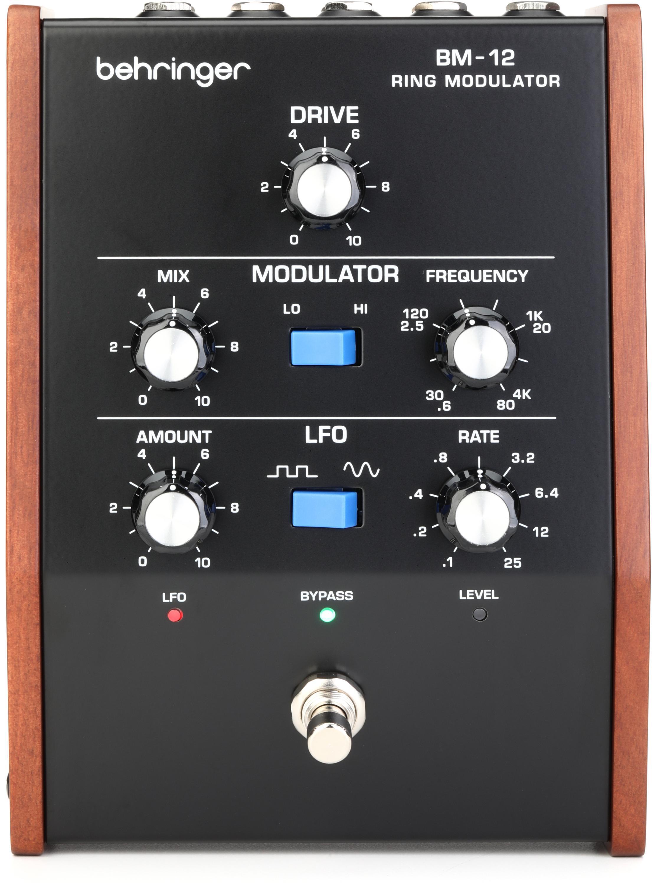 Way Huge Ring Worm Modulator Pedal | Sweetwater