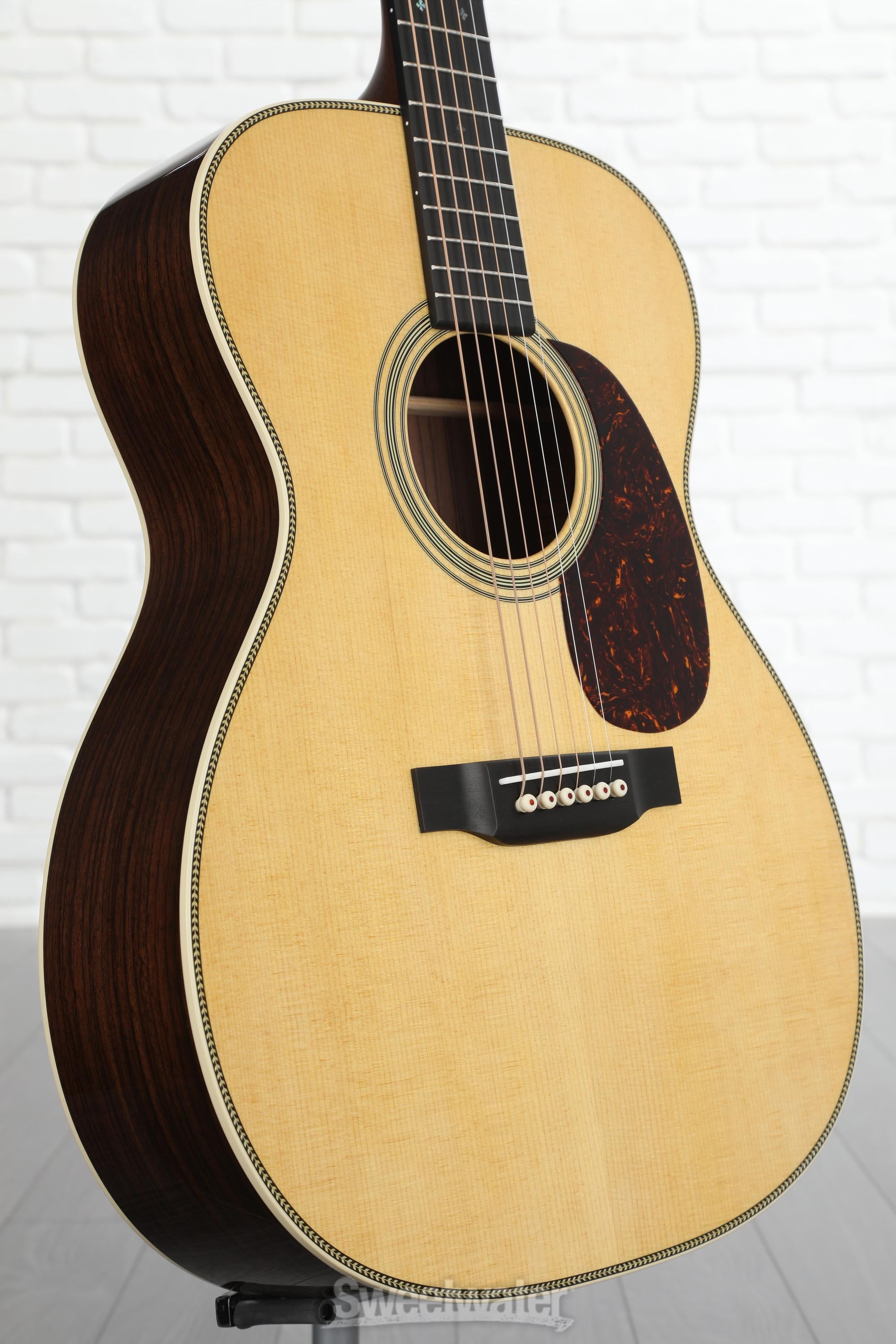 Martin 000-28 Acoustic Guitar - Natural | Sweetwater