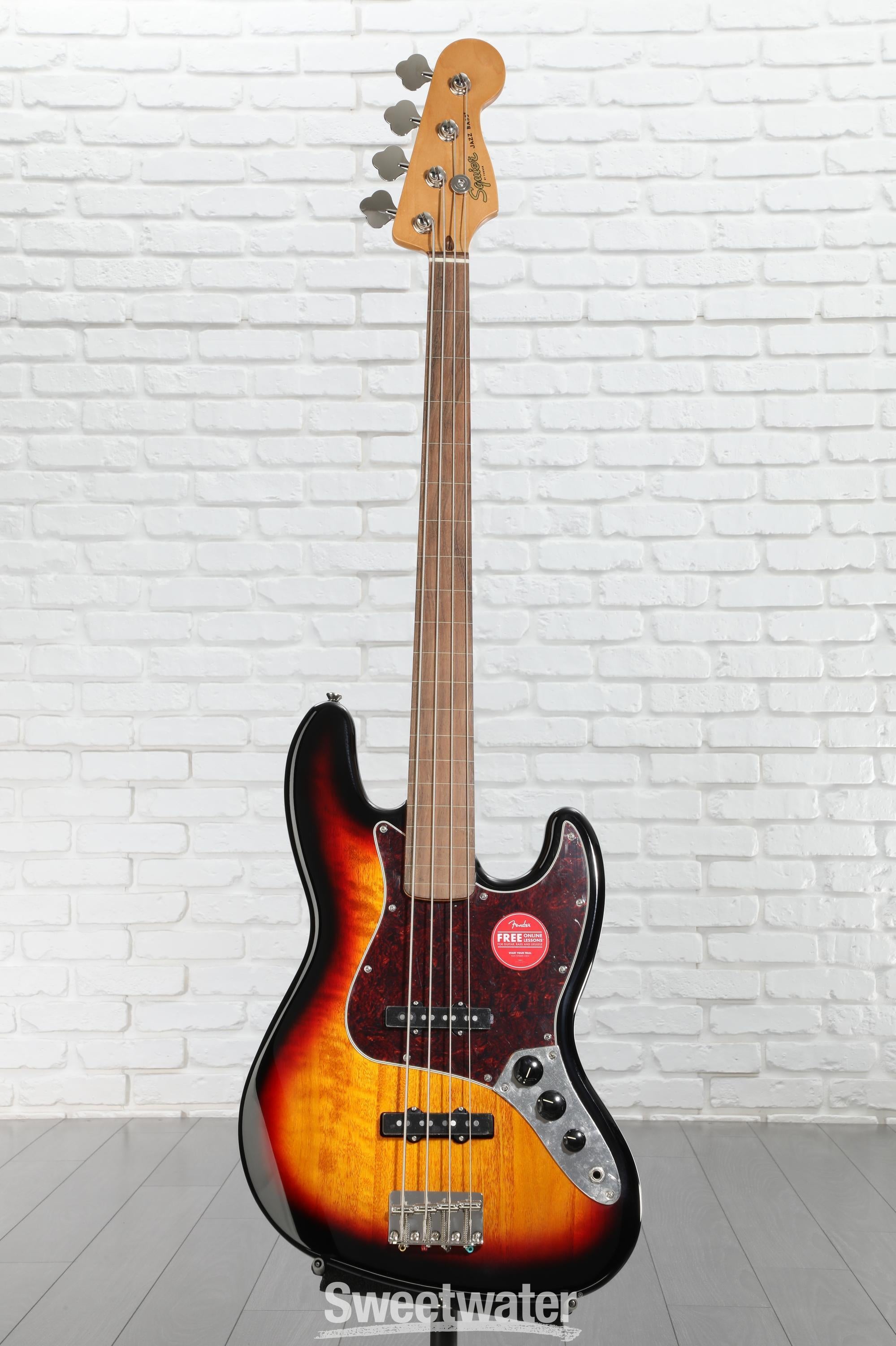Squier Classic Vibe '60s Fretless Jazz Bass - 3-Tone Sunburst