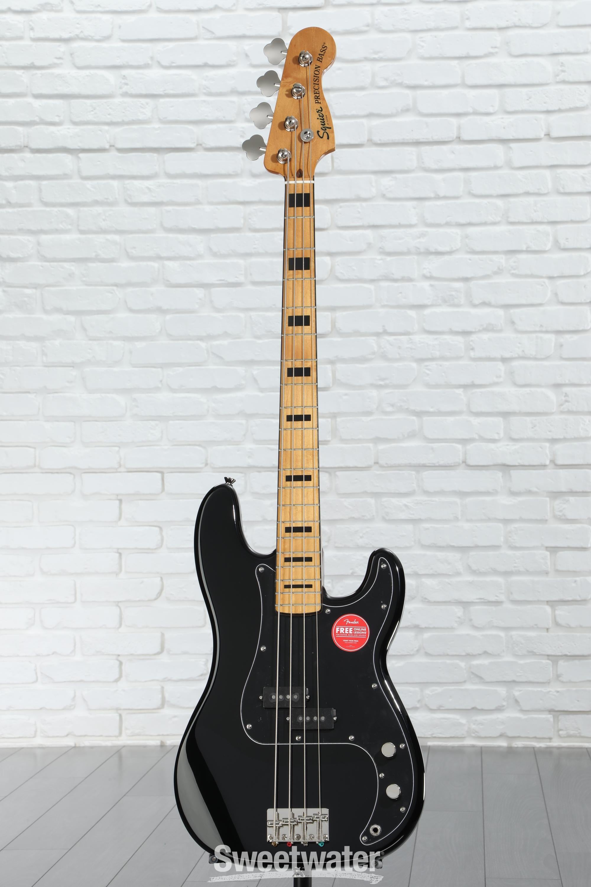 Squier Classic Vibe '70s Precision Bass - walnut Solid body