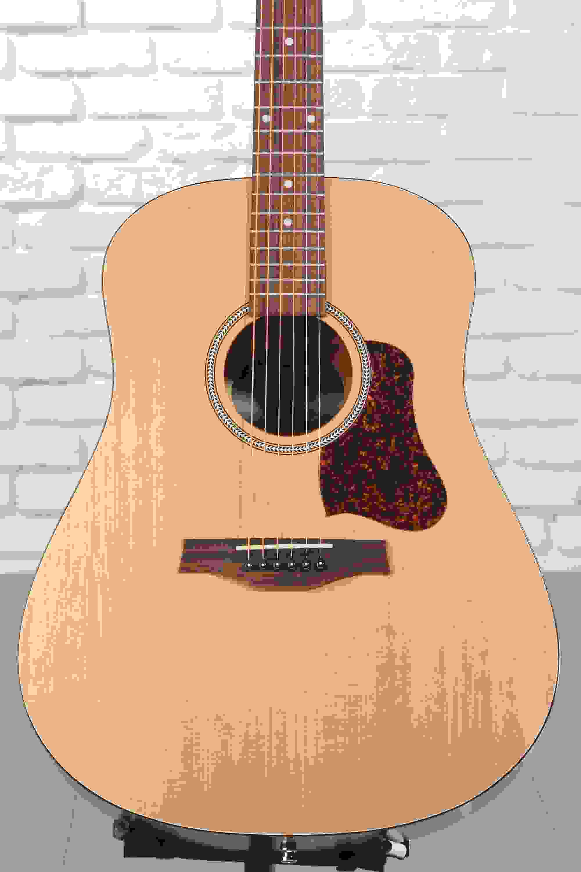 Seagull Guitars S6 Cedar Original Acoustic Guitar - Natural