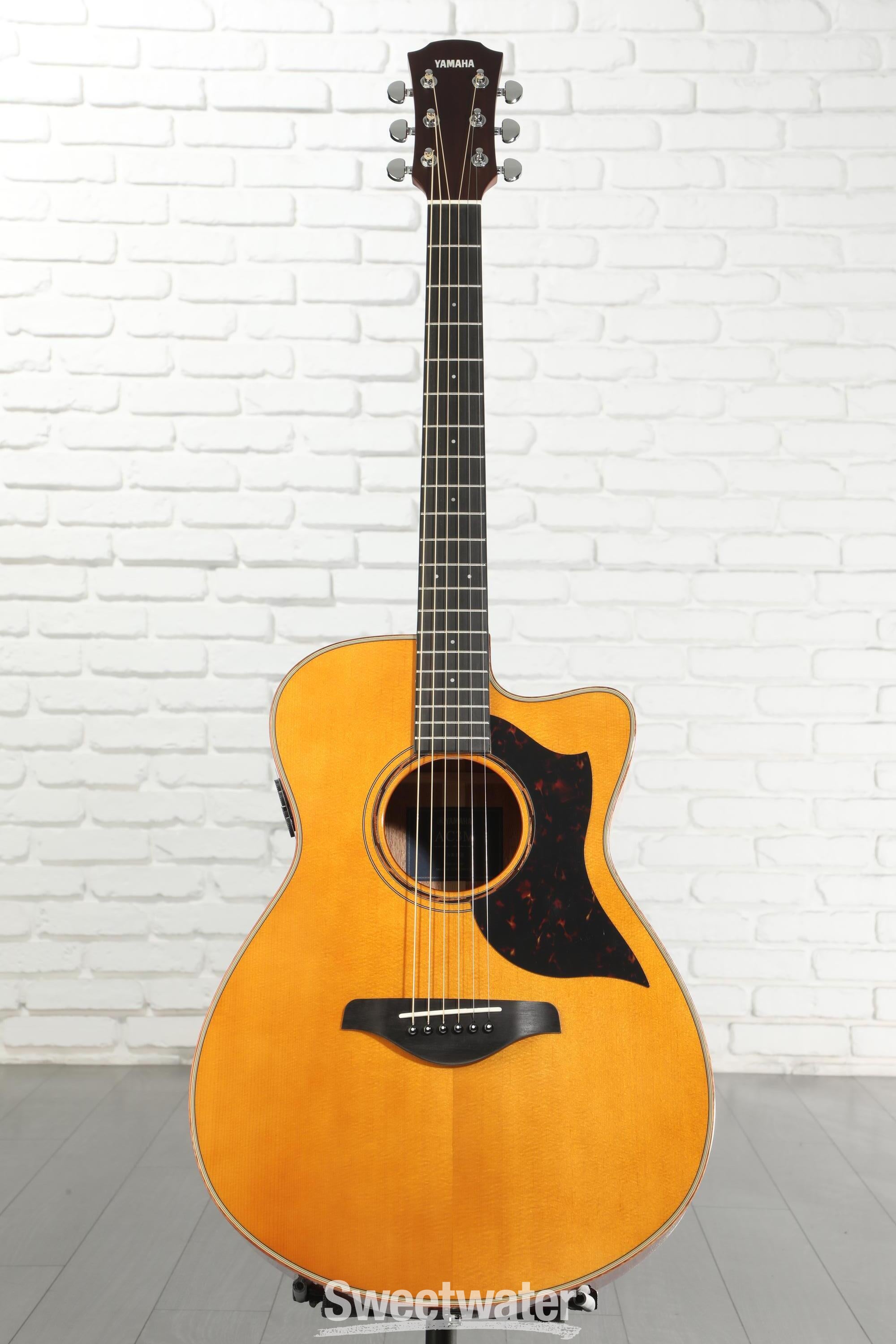 Yamaha AC3M ARE Concert Cutaway Acoustic-electric Guitar - Vintage