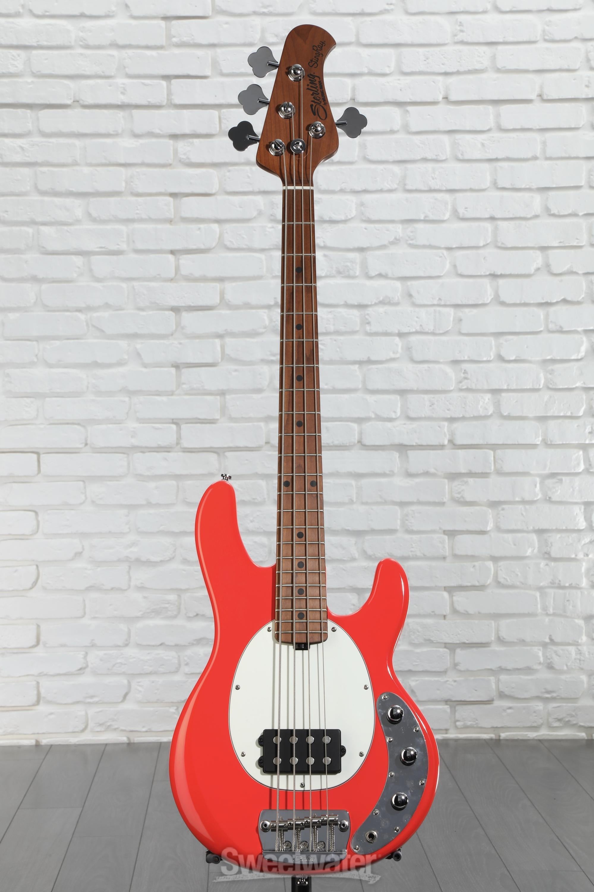Sterling By Music Man StingRay RAYSS4 Short-scale Bass