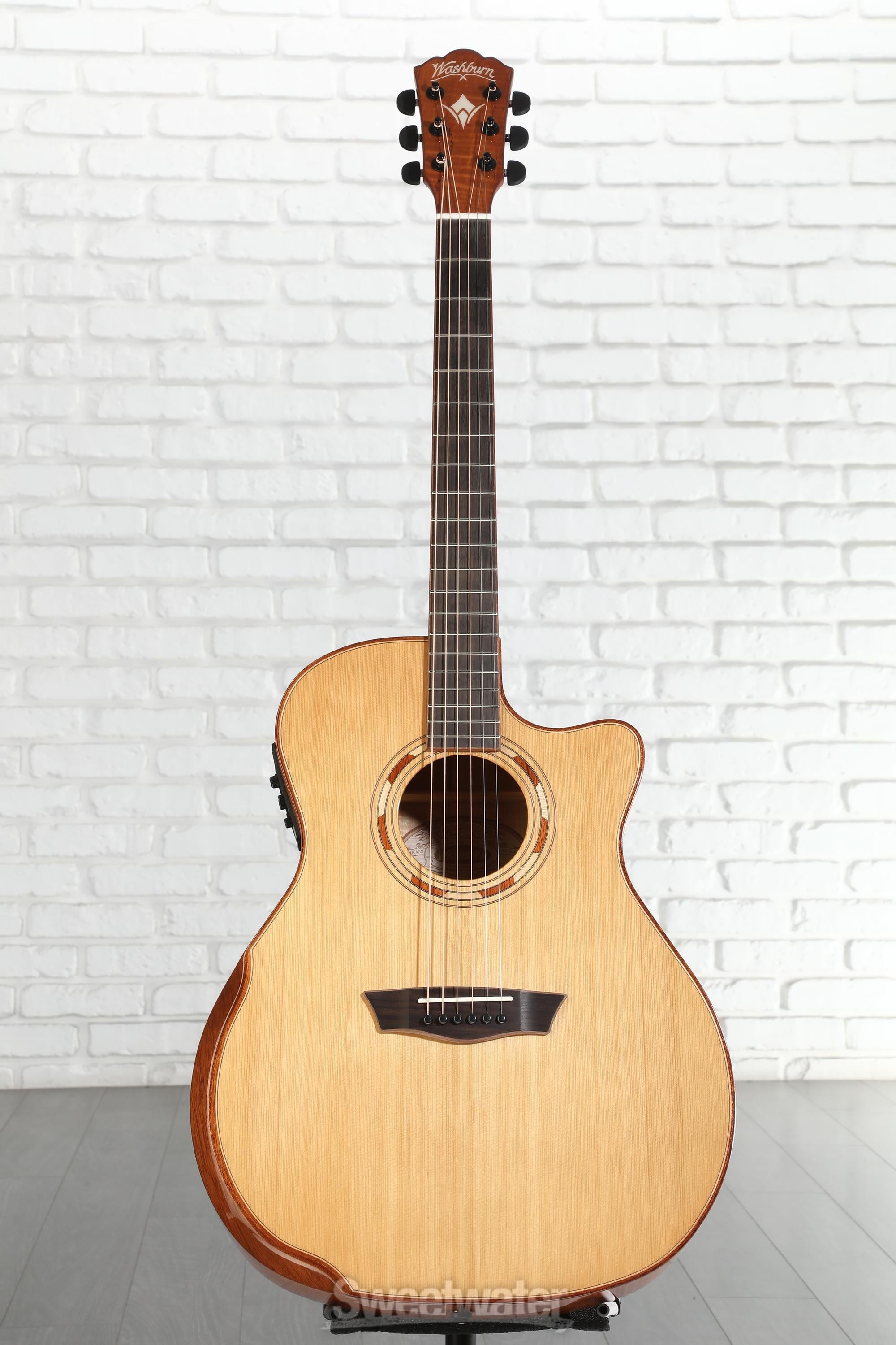 Washburn Comfort G66SCE Spalt Maple - Natural with Armrest