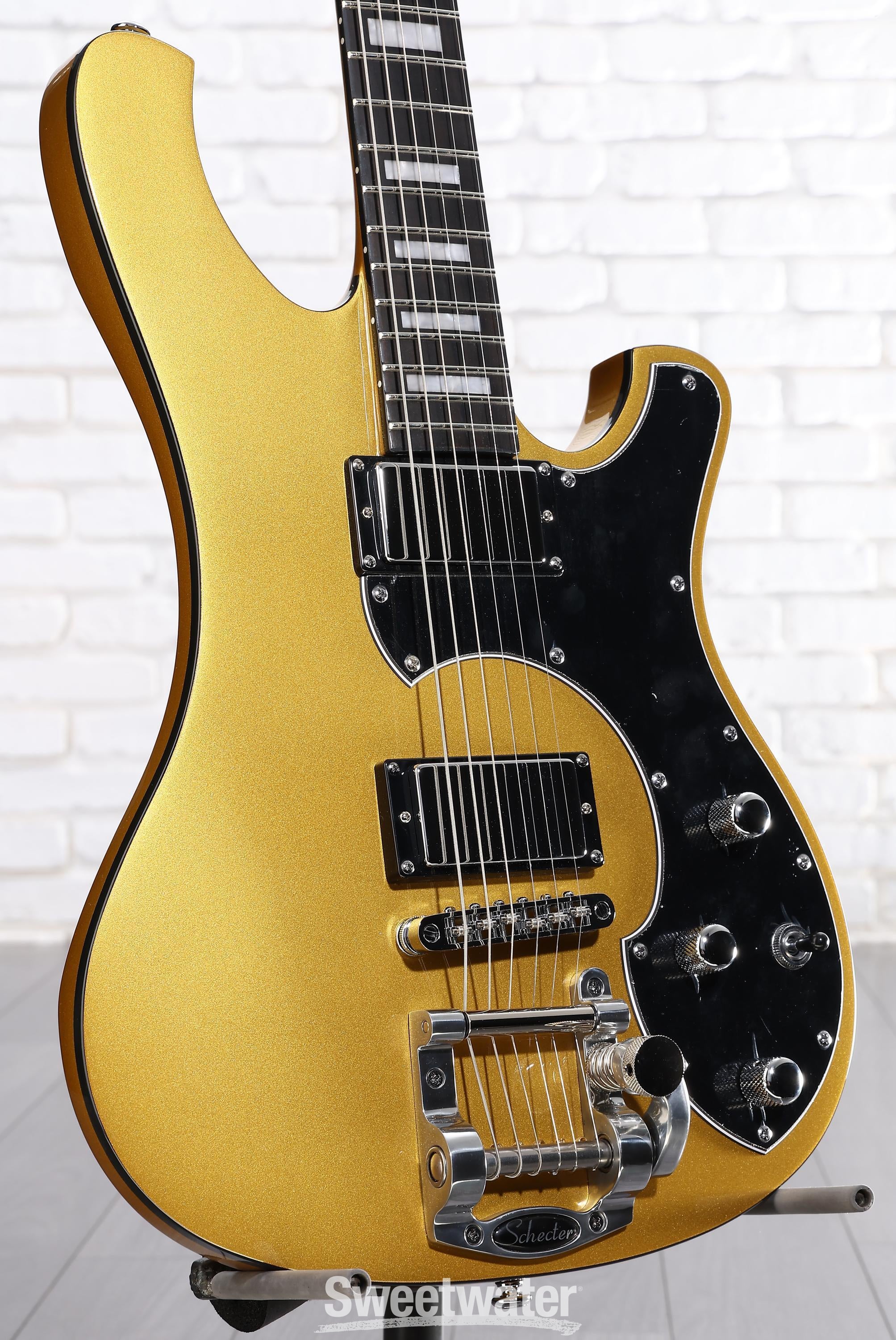Photo of Schecter Stargazer 6 Vibrato Electric Guitar - Metallic Gold