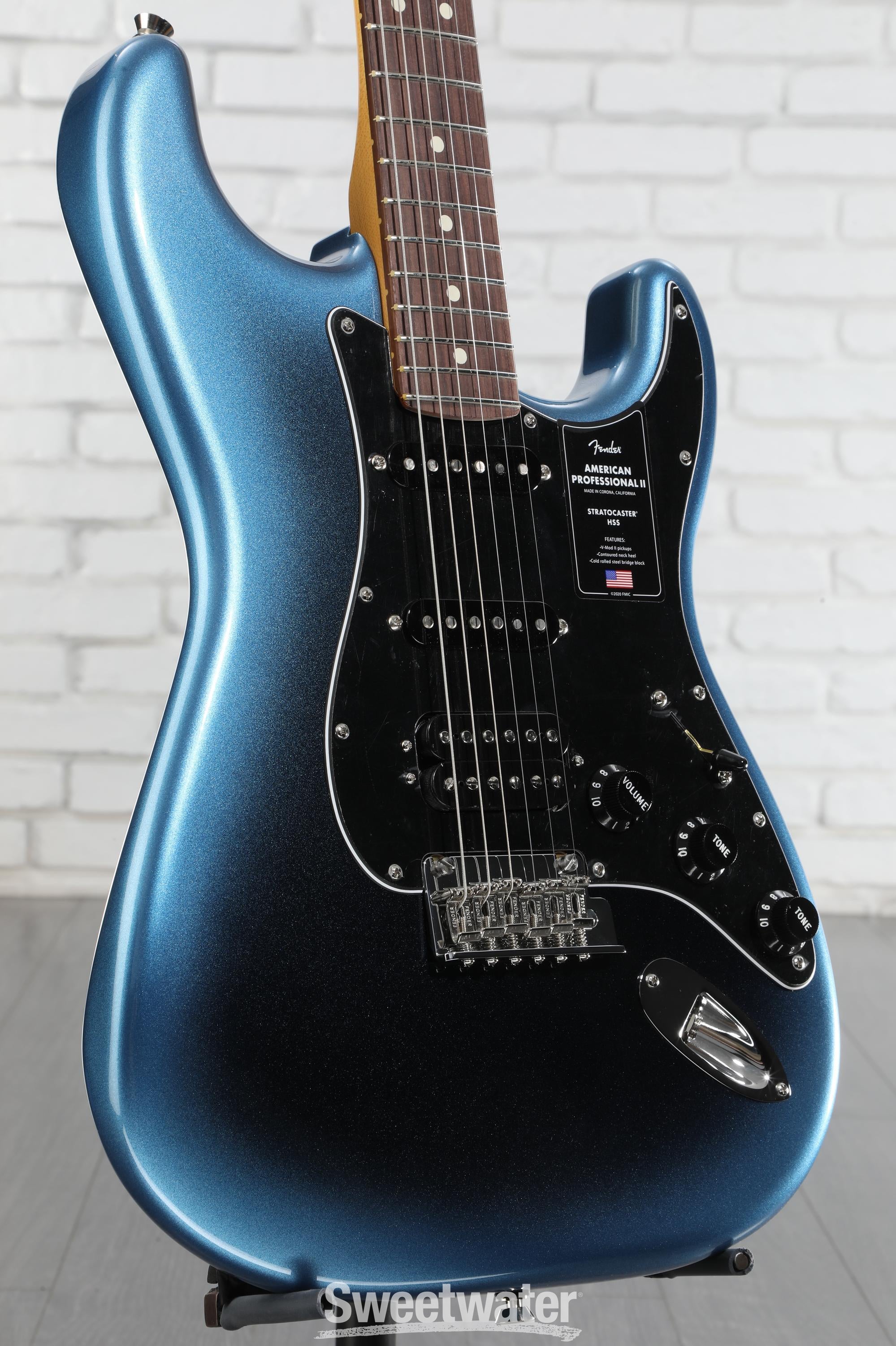 Fender American Professional II Stratocaster HSS Dark Night with