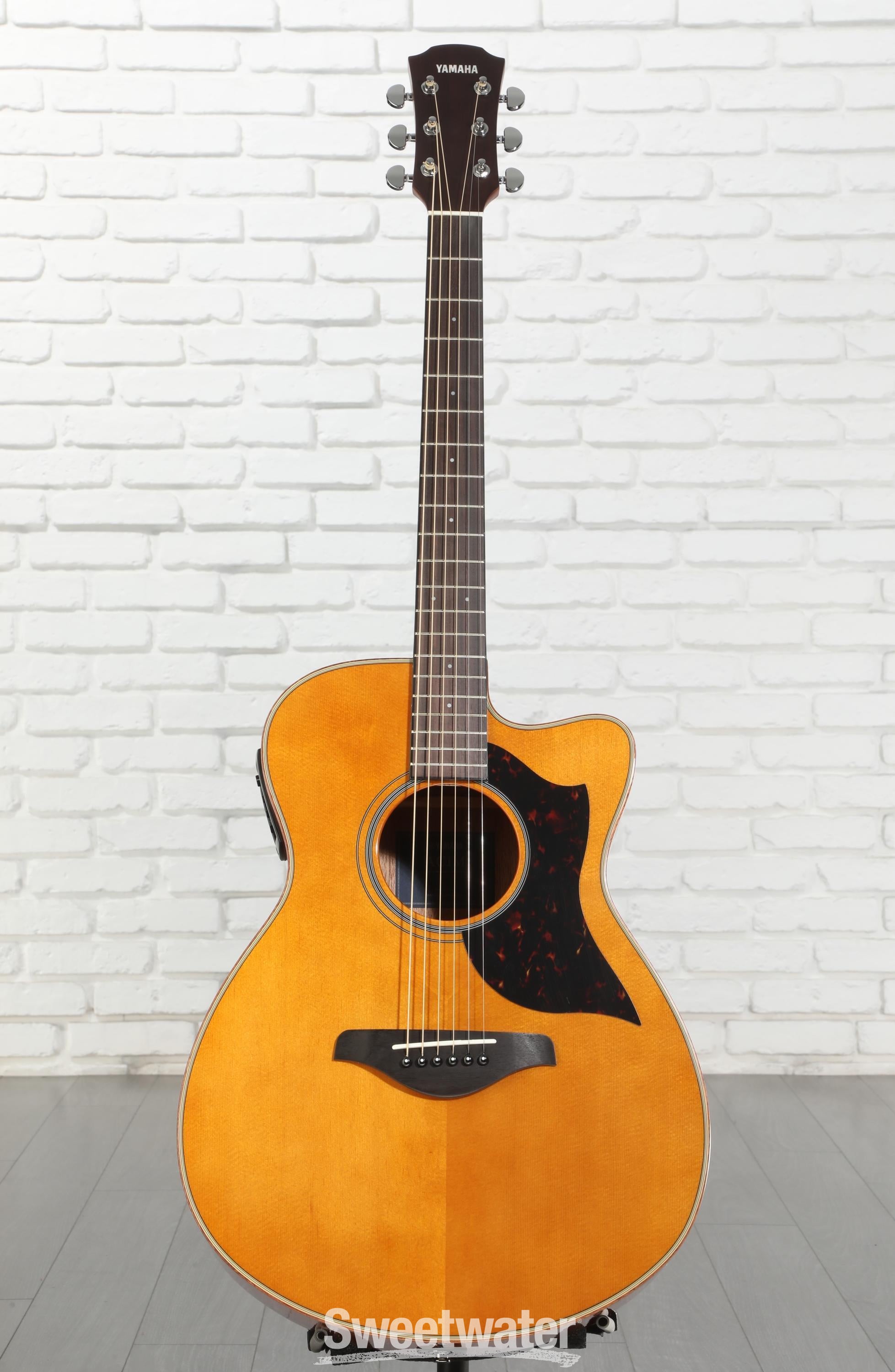 Yamaha AC1M Concert Cutaway Acoustic-electric Guitar - Vintage