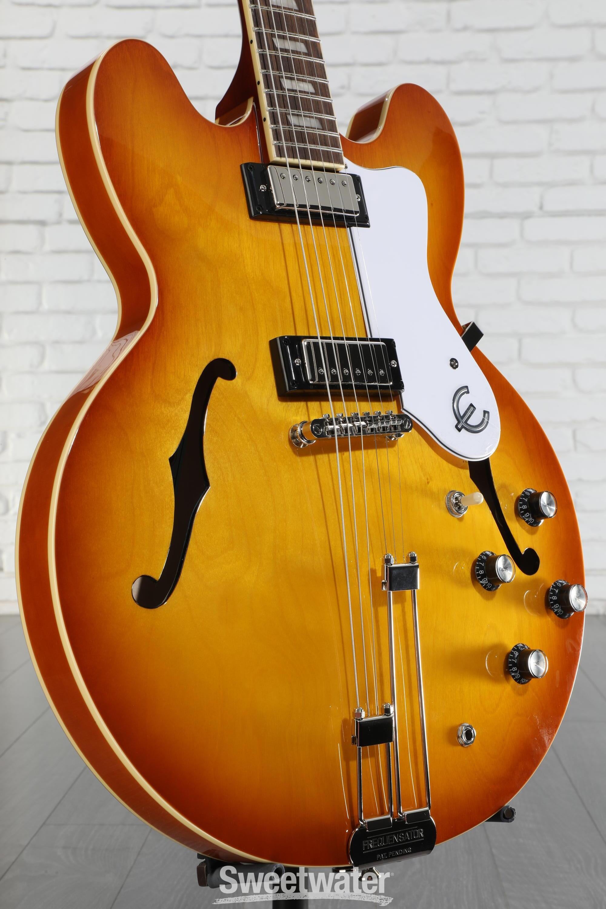 beep　Epiphone riviera Epiphone Riviera Semi-hollowbody Electric Guitar - Royal Tan
