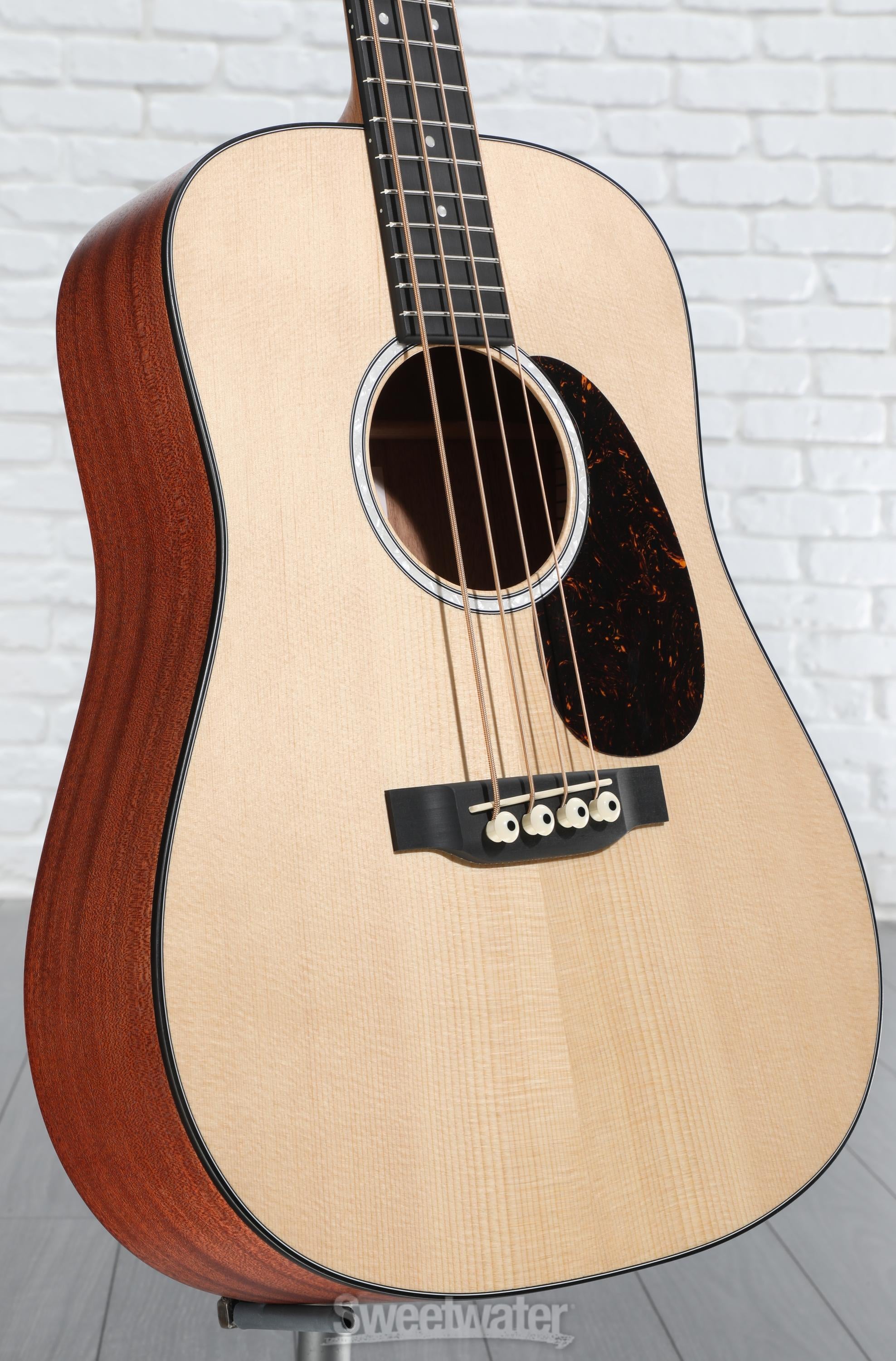 Acoustic Bass Guitars Sweetwater