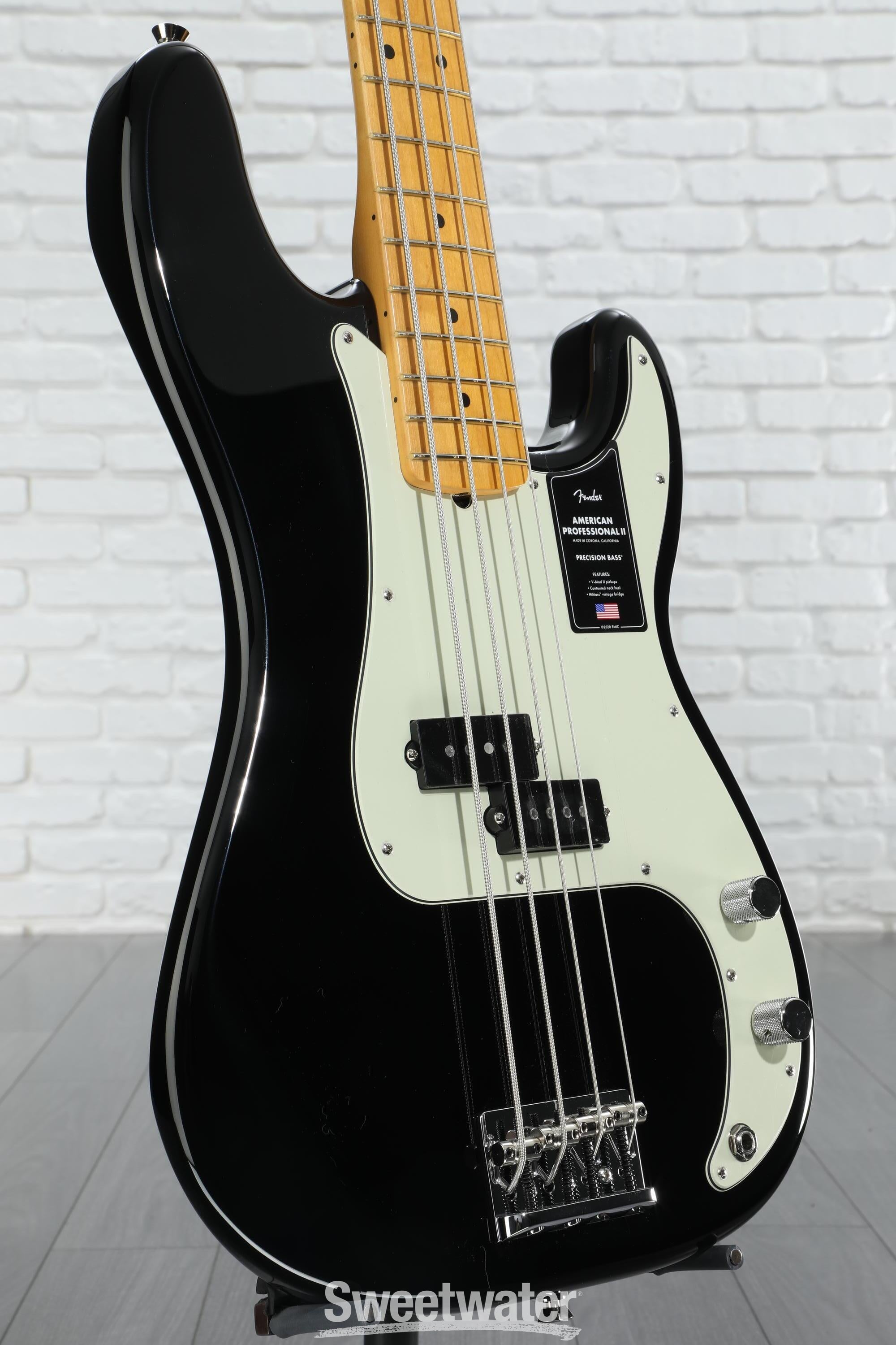 Fender American Professional II Precision Bass - Black with Maple