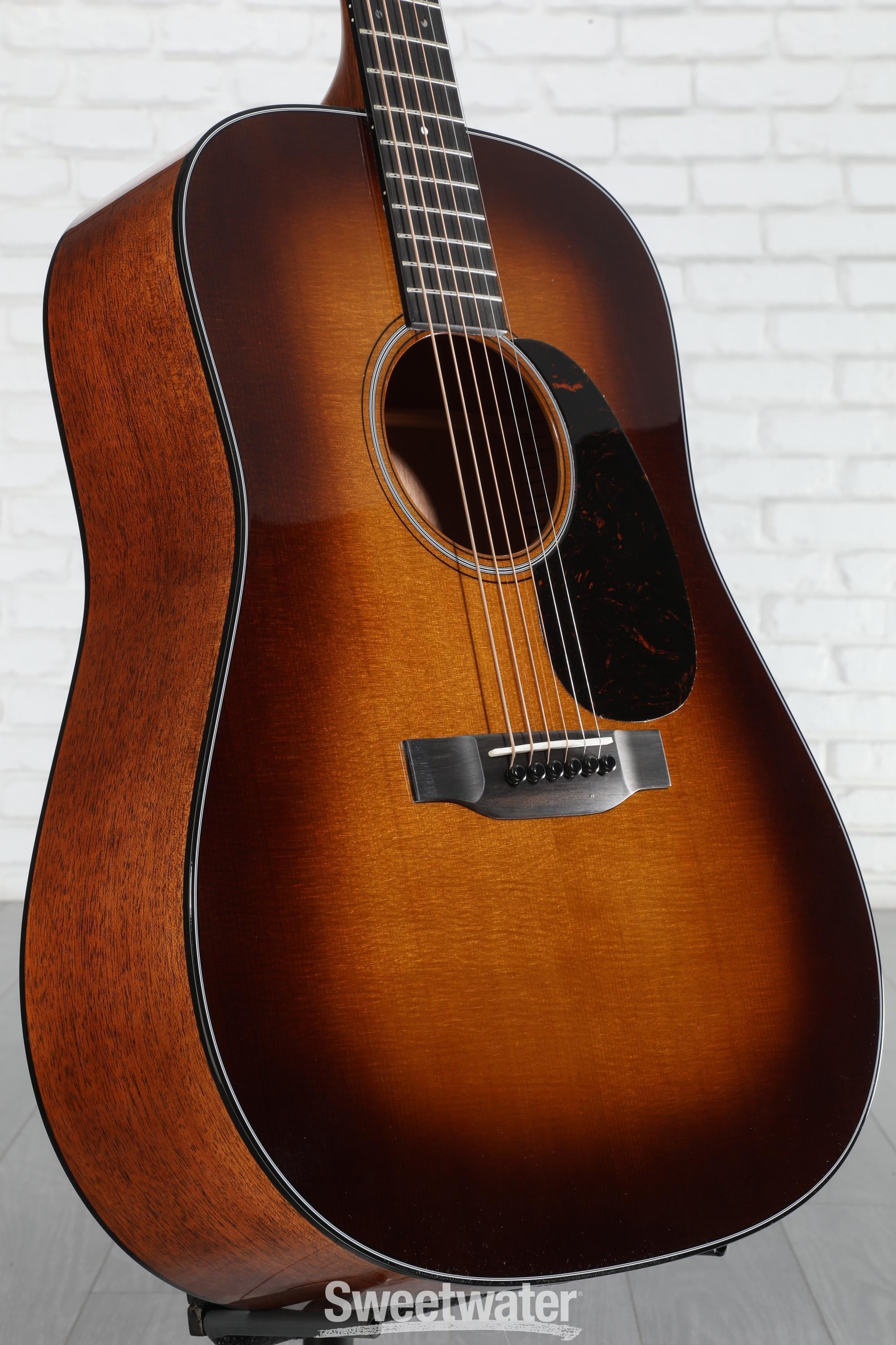 Martin D-18 Standard Series Acoustic Guitar - 1933 Ambertone (2025