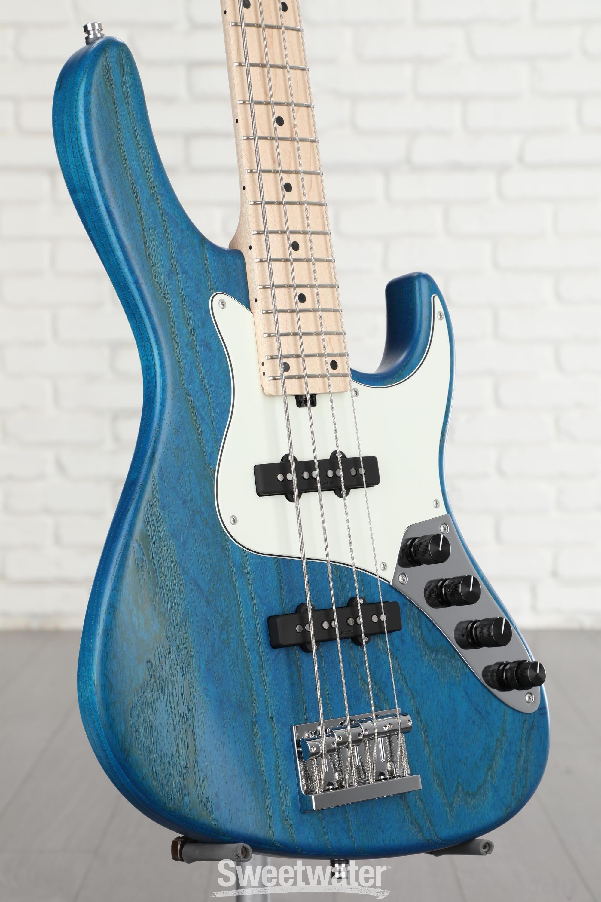 Sadowsky MetroLine 24-fret Vintage J/J Bass, Swamp Ash Body, 4-string -  Ocean Blue Transparent Satin | Sweetwater