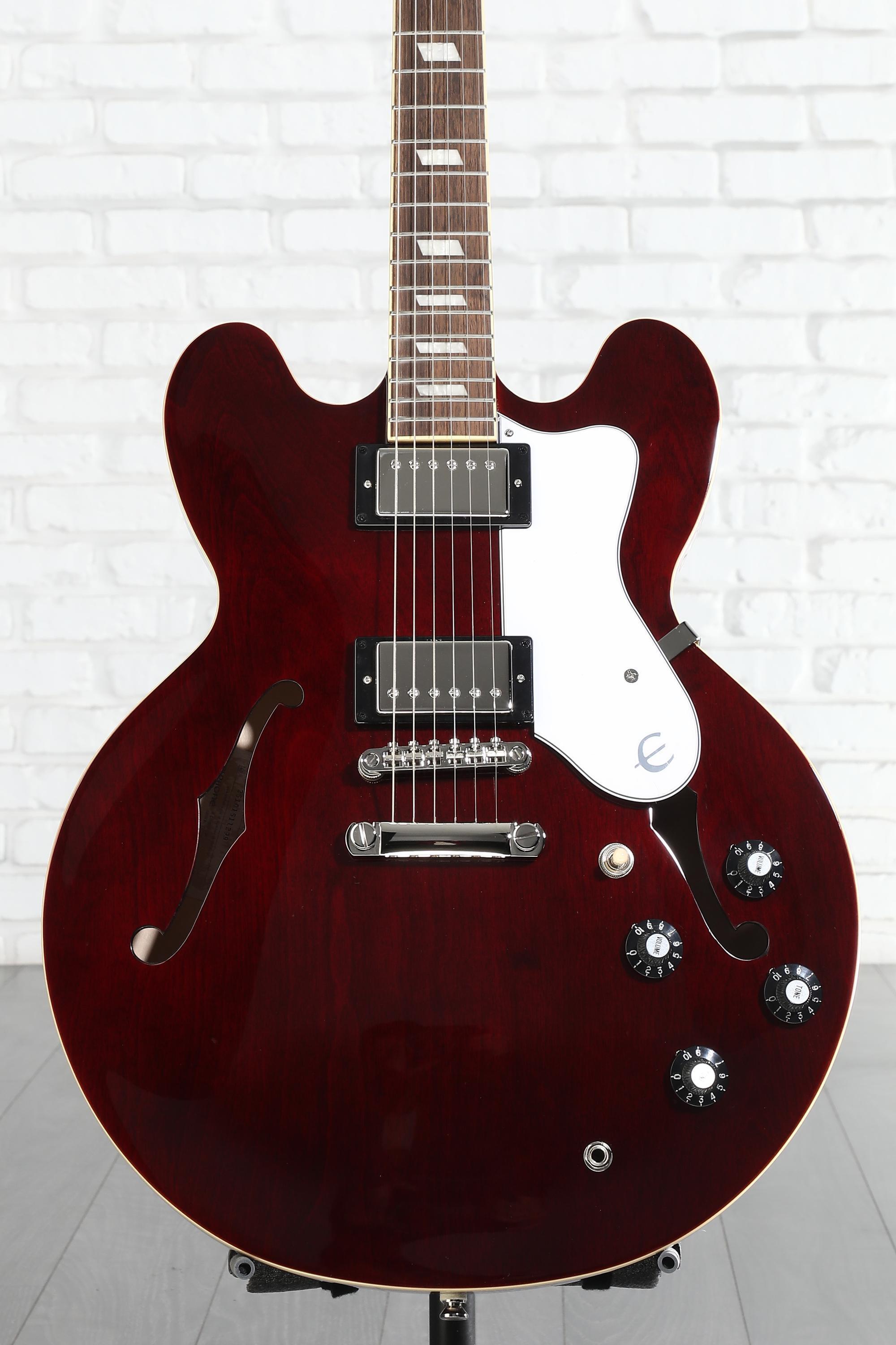 ギター Epiphone Riviera Noel Gallagher Wine Red Epiphone Noel Gallagher Riviera Electric Guitar - Dark Red Wine