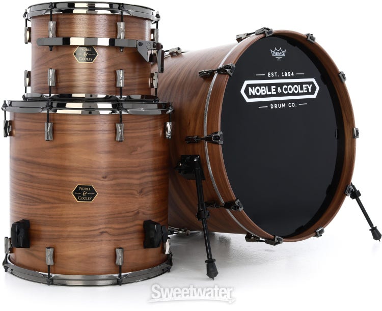 Noble & Cooley Walnut Classic 3-piece Shell Pack - Natural Satin with Black Nickel CD Lugs