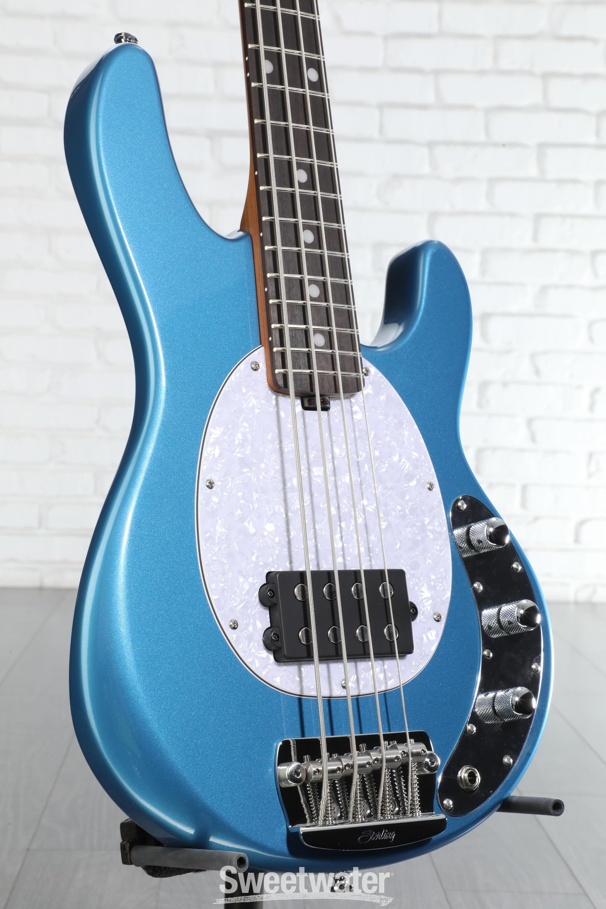 Sterling By Music Man StingRay RAYSS4 Short-scale Bass Guitar