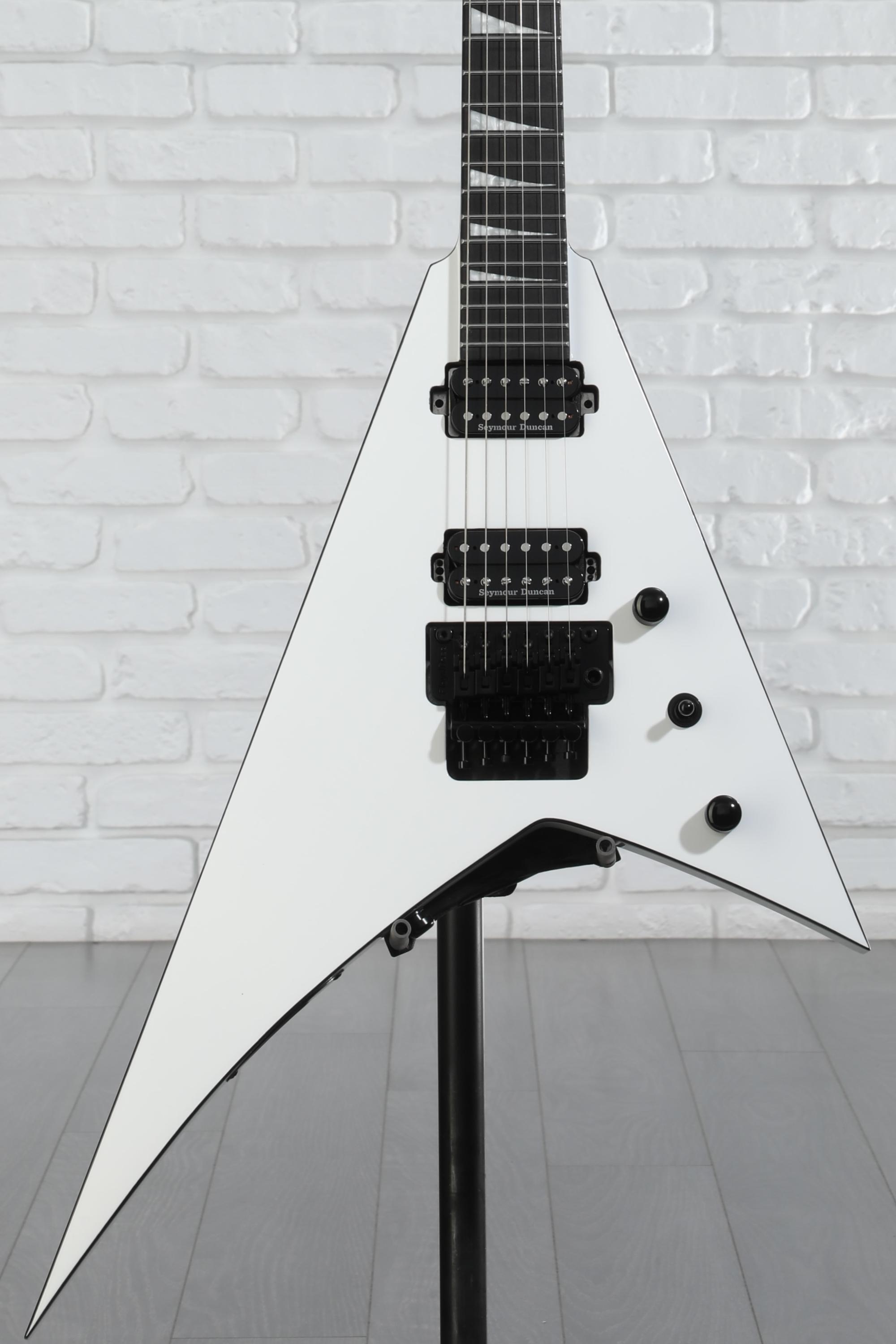 Amazon.com: Jackson RR24 X Series Rhoads - Satin White with