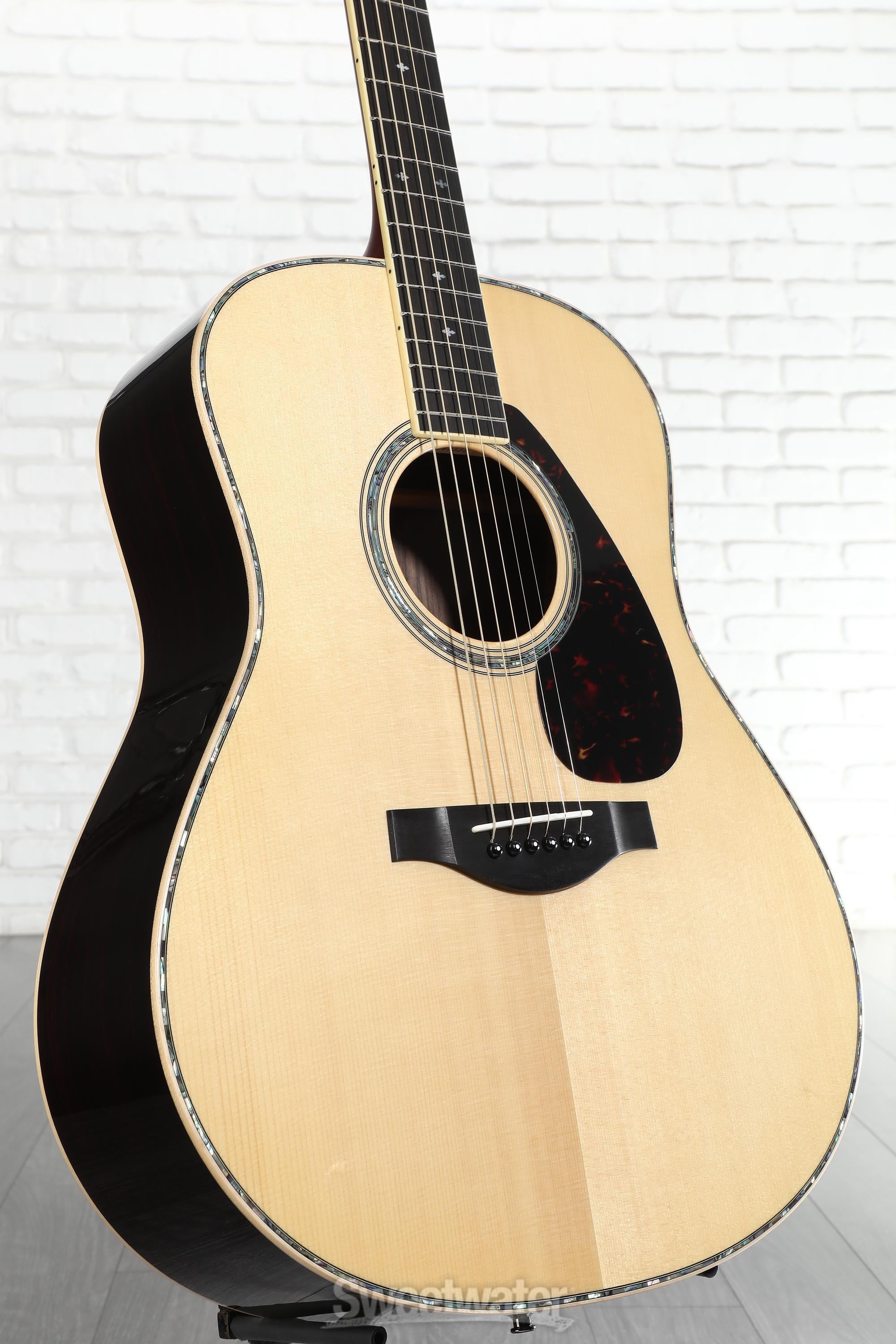 Yamaha LL16D ARE Original Jumbo Acoustic-electric Guitar - Natural