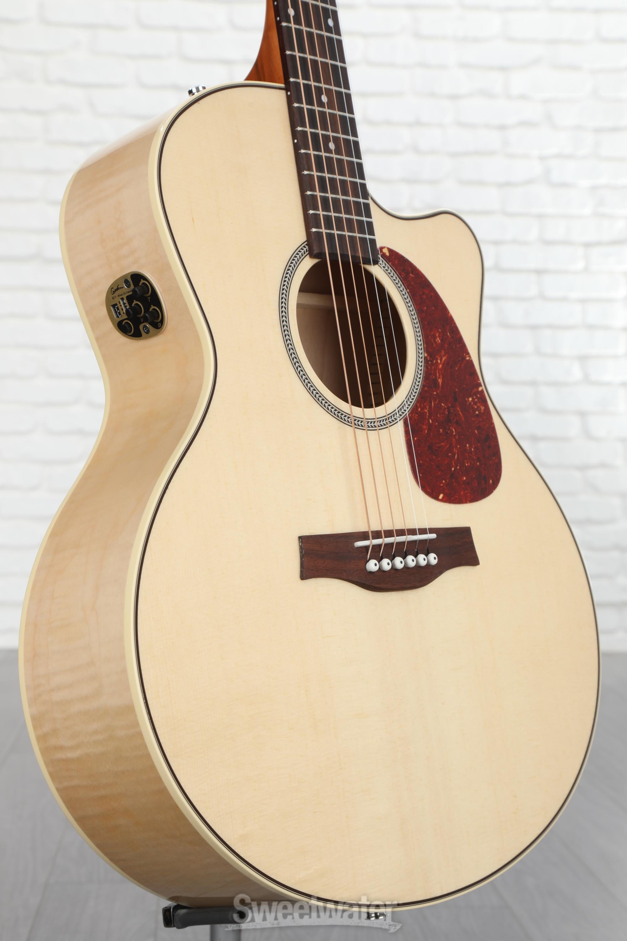 Seagull Guitars Performer Cutaway, Flame Maple QI Acoustic