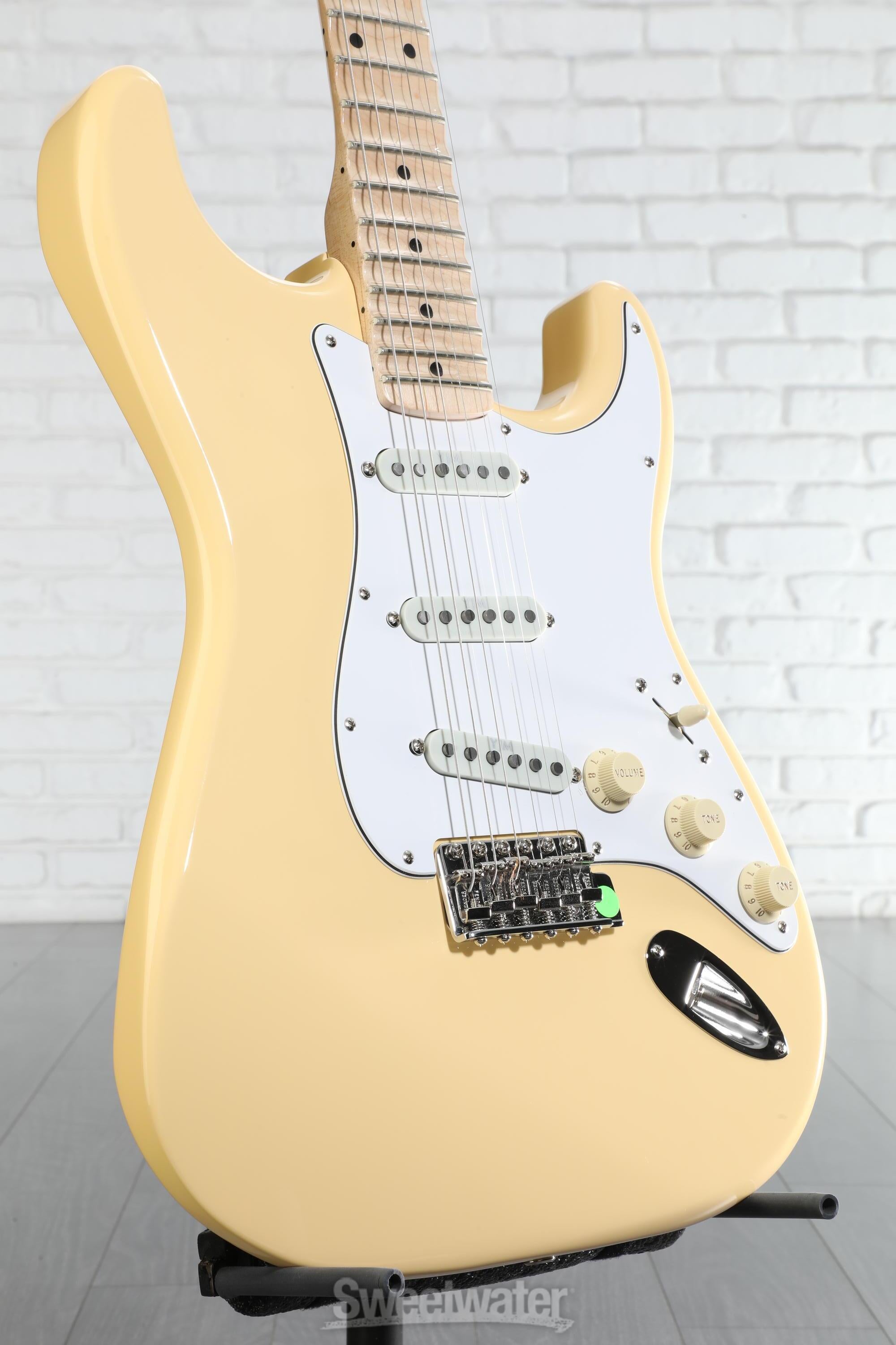 Fender Yngwie Malmsteen Stratocaster Electric Guitar - Vintage