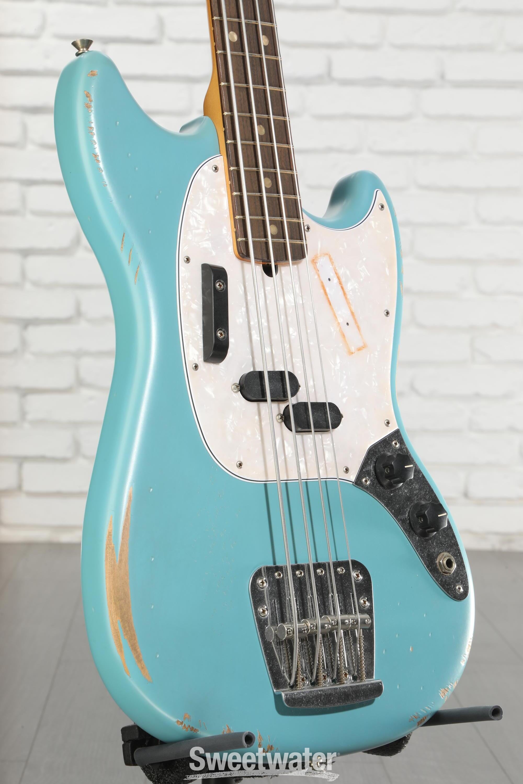 Fender JMJ Road Worn Mustang Bass Guitar - Faded Daphne Blue