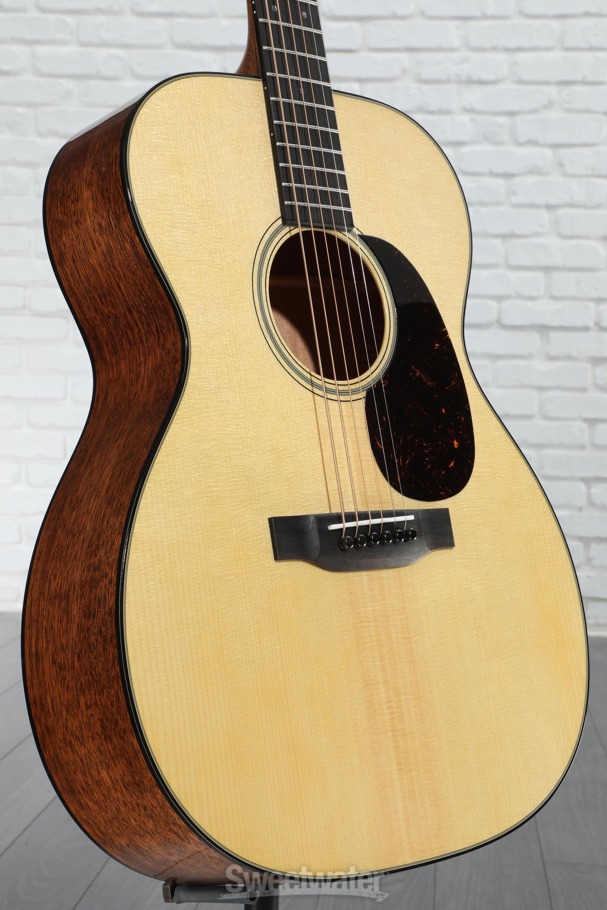 【美品】Martin 000-18 standard Martin 000-18 Standard Series Acoustic Guitar - Natural with