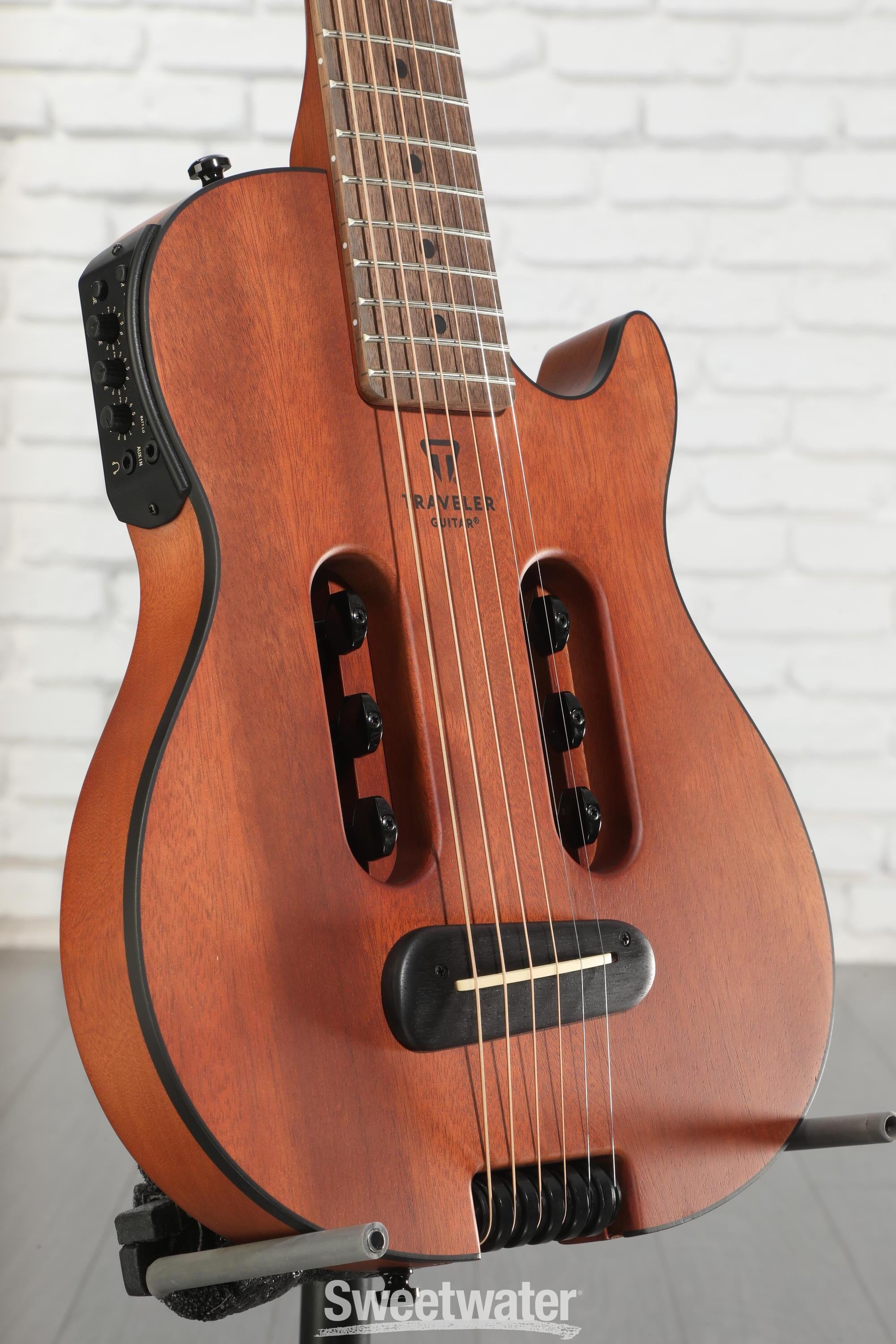 Traveler Guitar Escape Mark III Acoustic-electric Guitar - Natural