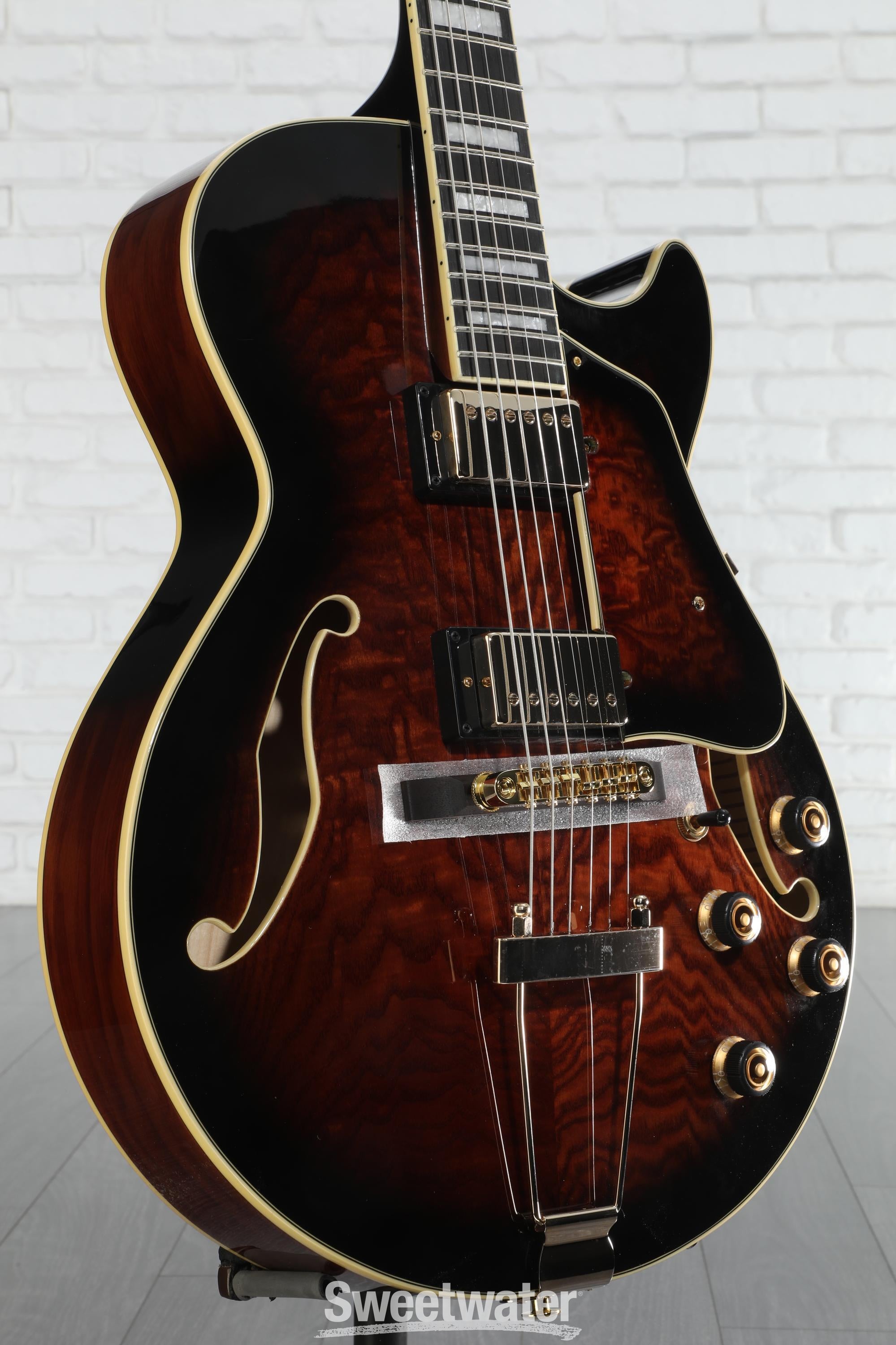 Ibanez Artcore Expressionist AG95QA Hollowbody Electric