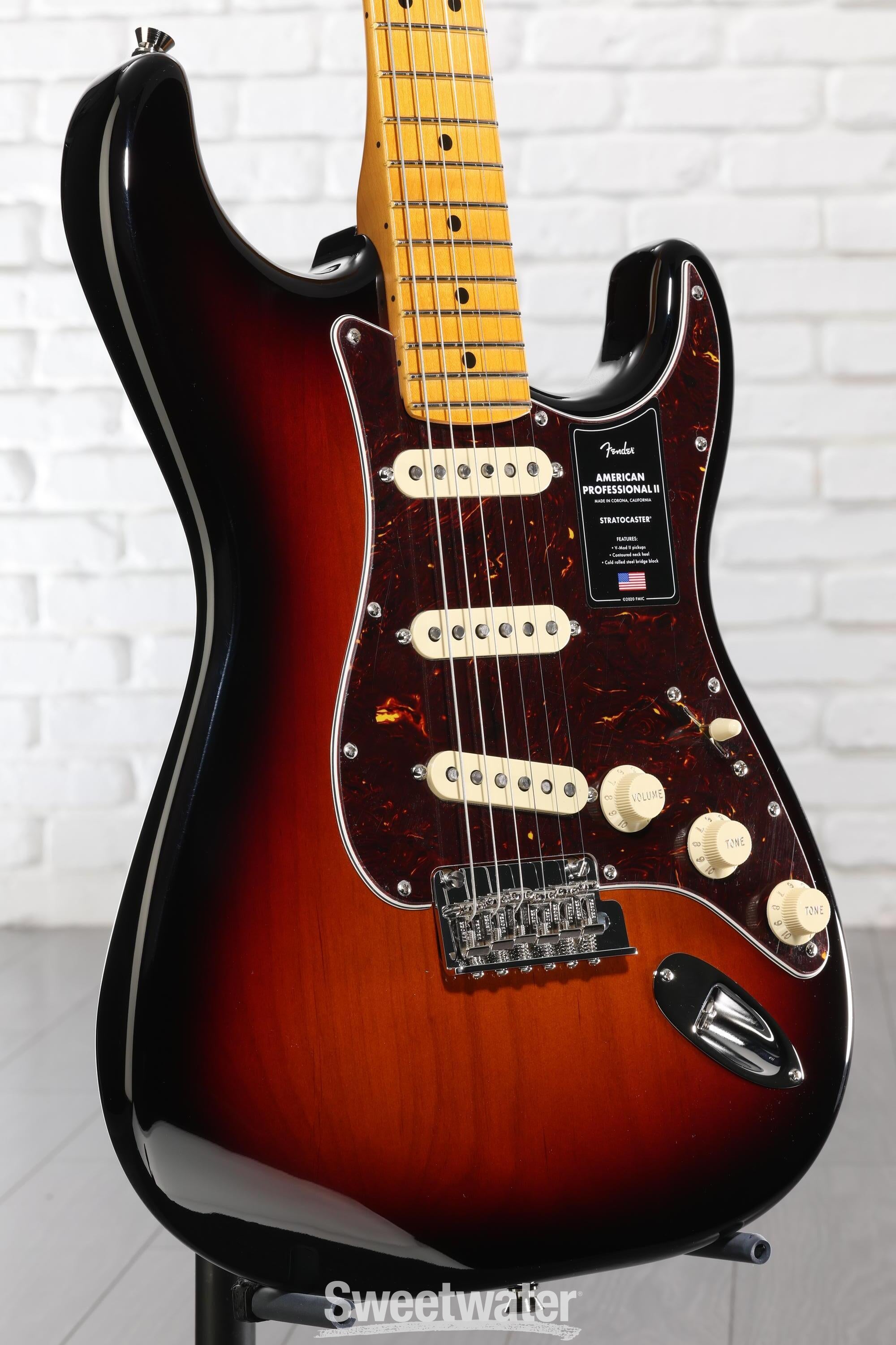 Fender American Professional II Stratocaster - 3 Color Sunburst
